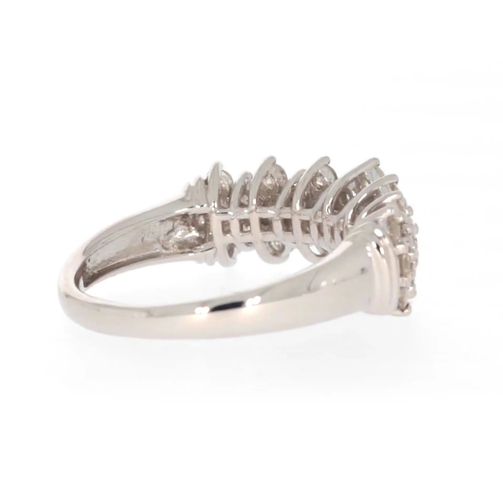 Sterling Silver Round Brilliant Cut 1 Carat tw of Diamonds Ring - Image 49