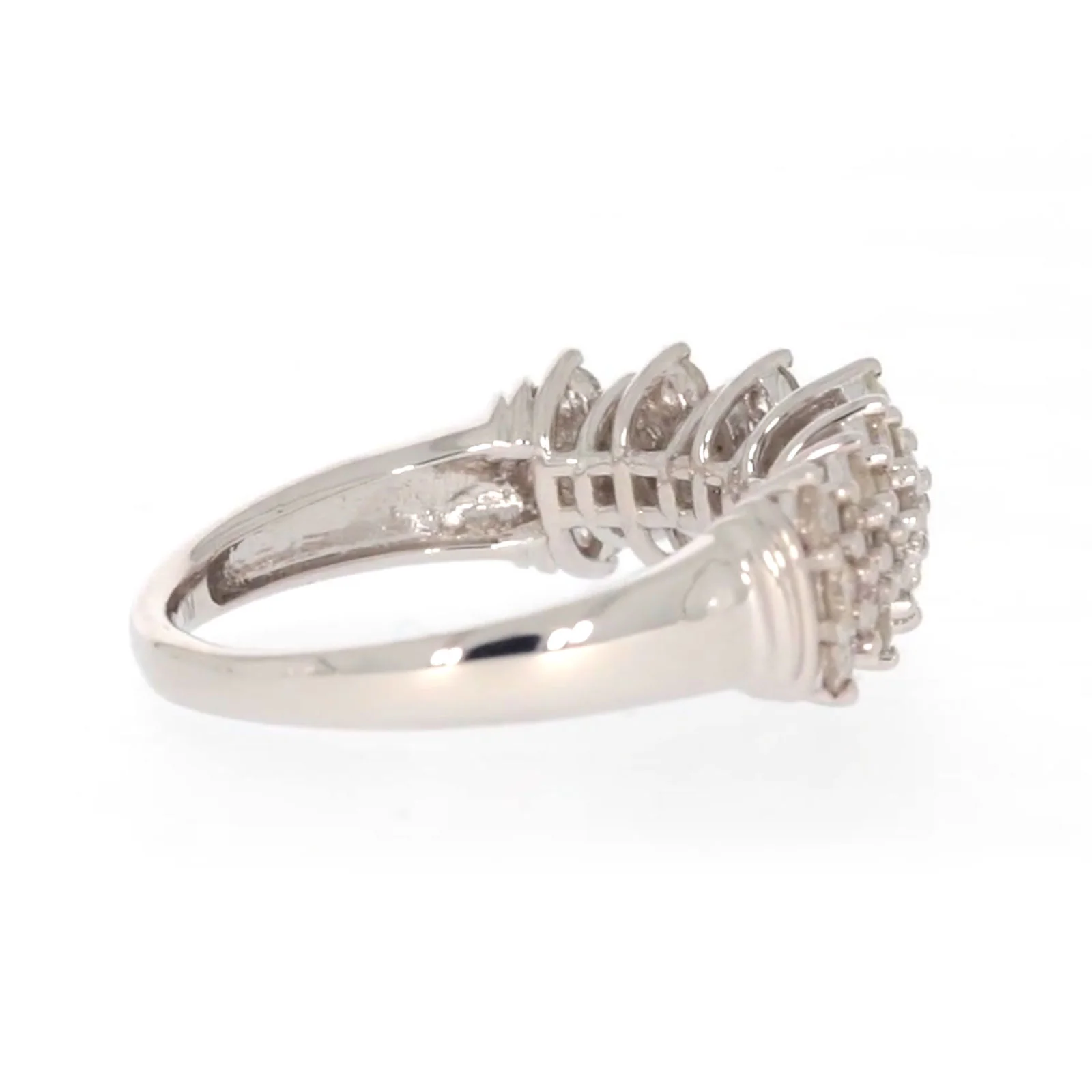 Sterling Silver Round Brilliant Cut 1 Carat tw of Diamonds Ring - Image 52
