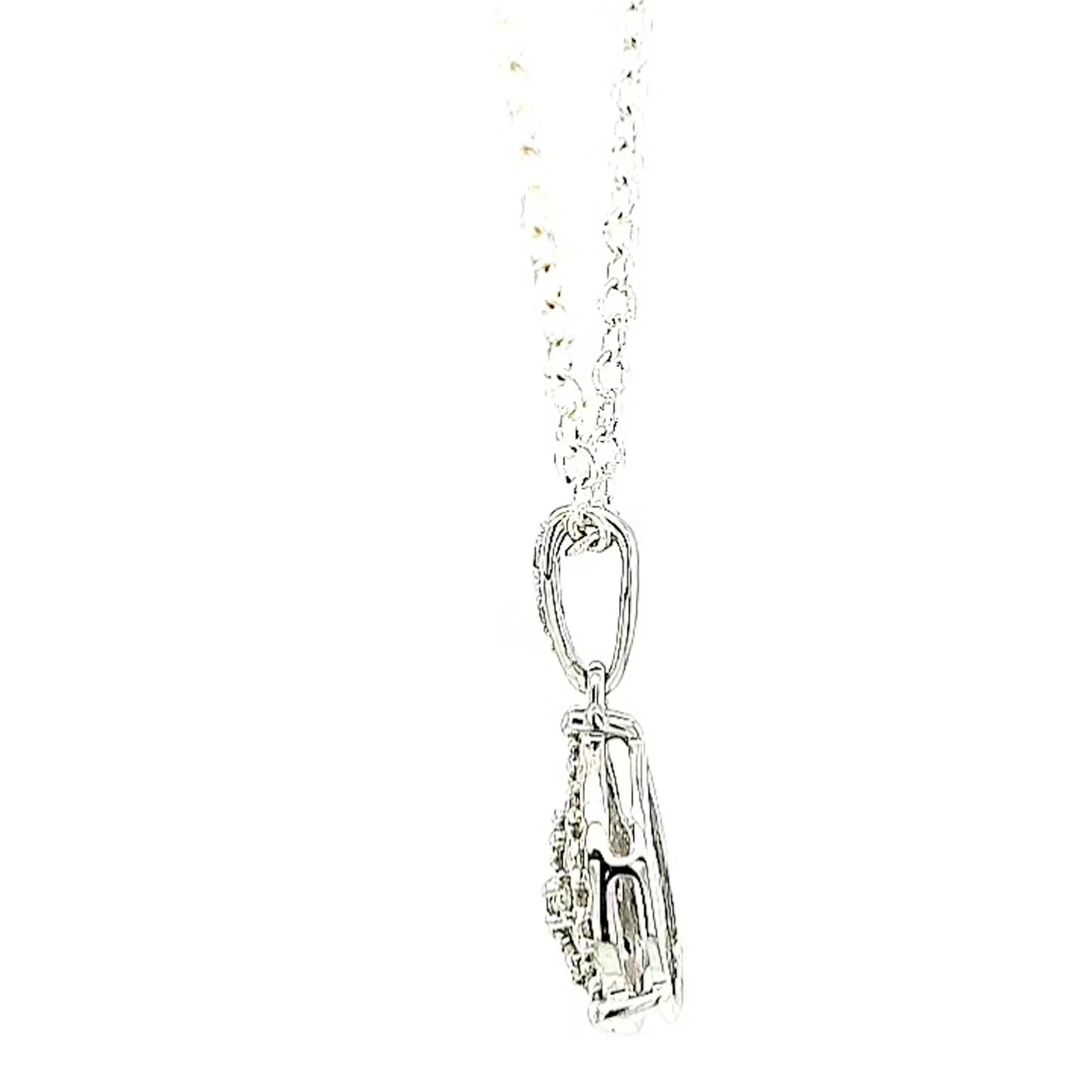 9ct White Gold Round Brilliant Cut 0.10 CARAT tw of Diamonds Pendant - Image 23
