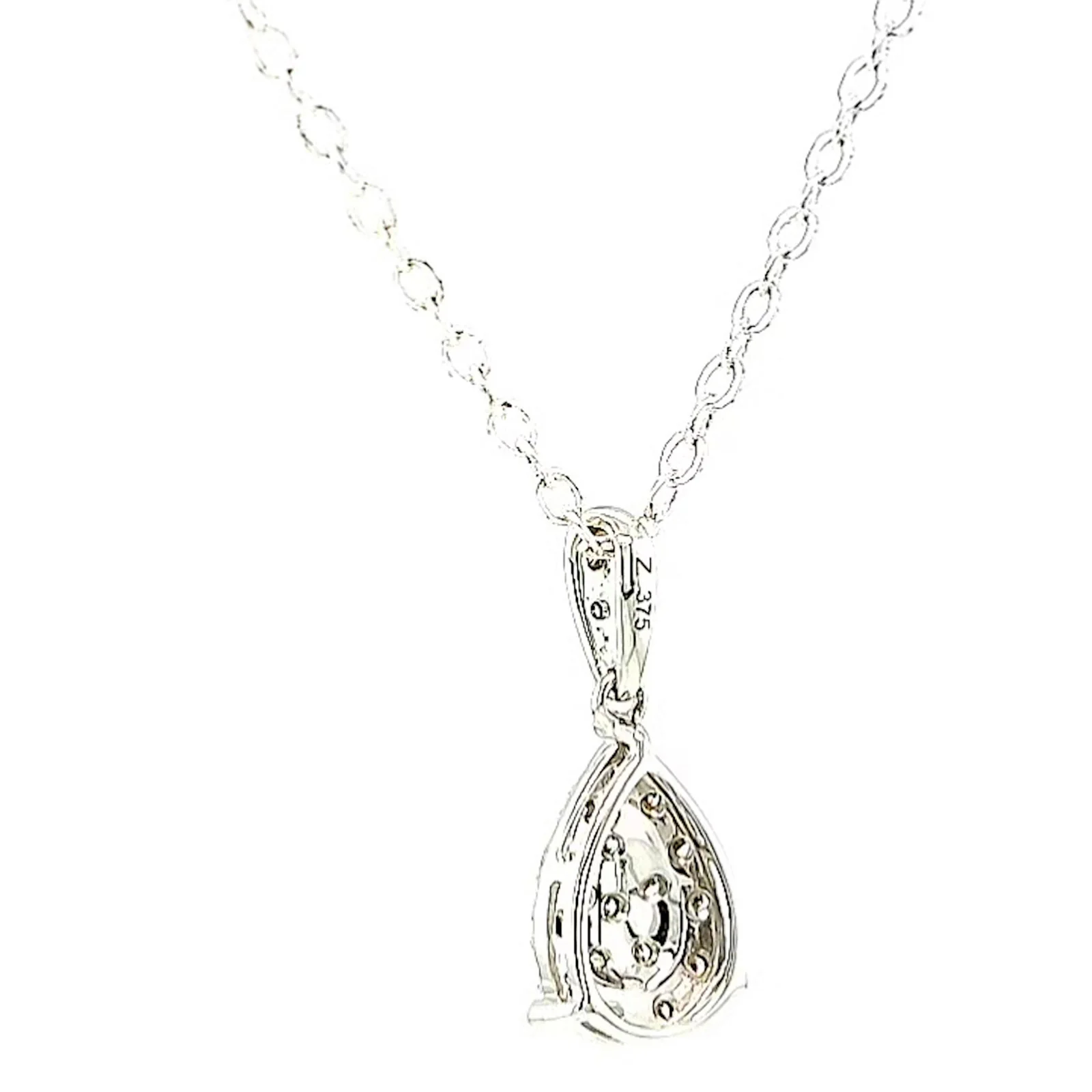 9ct White Gold Round Brilliant Cut 0.10 CARAT tw of Diamonds Pendant - Image 34