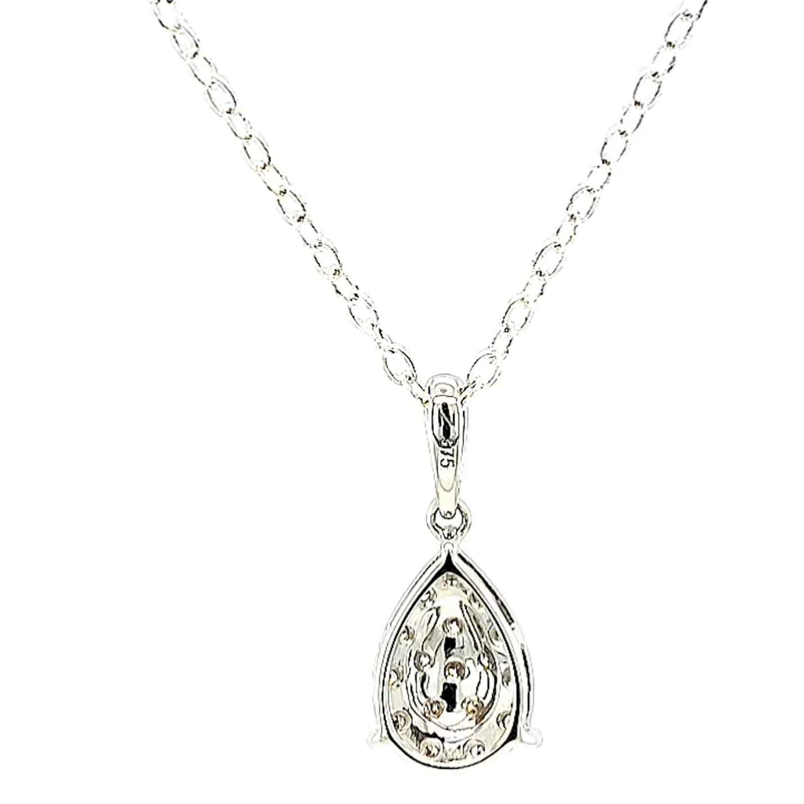 9ct White Gold Round Brilliant Cut 0.10 CARAT tw of Diamonds Pendant - Image 41