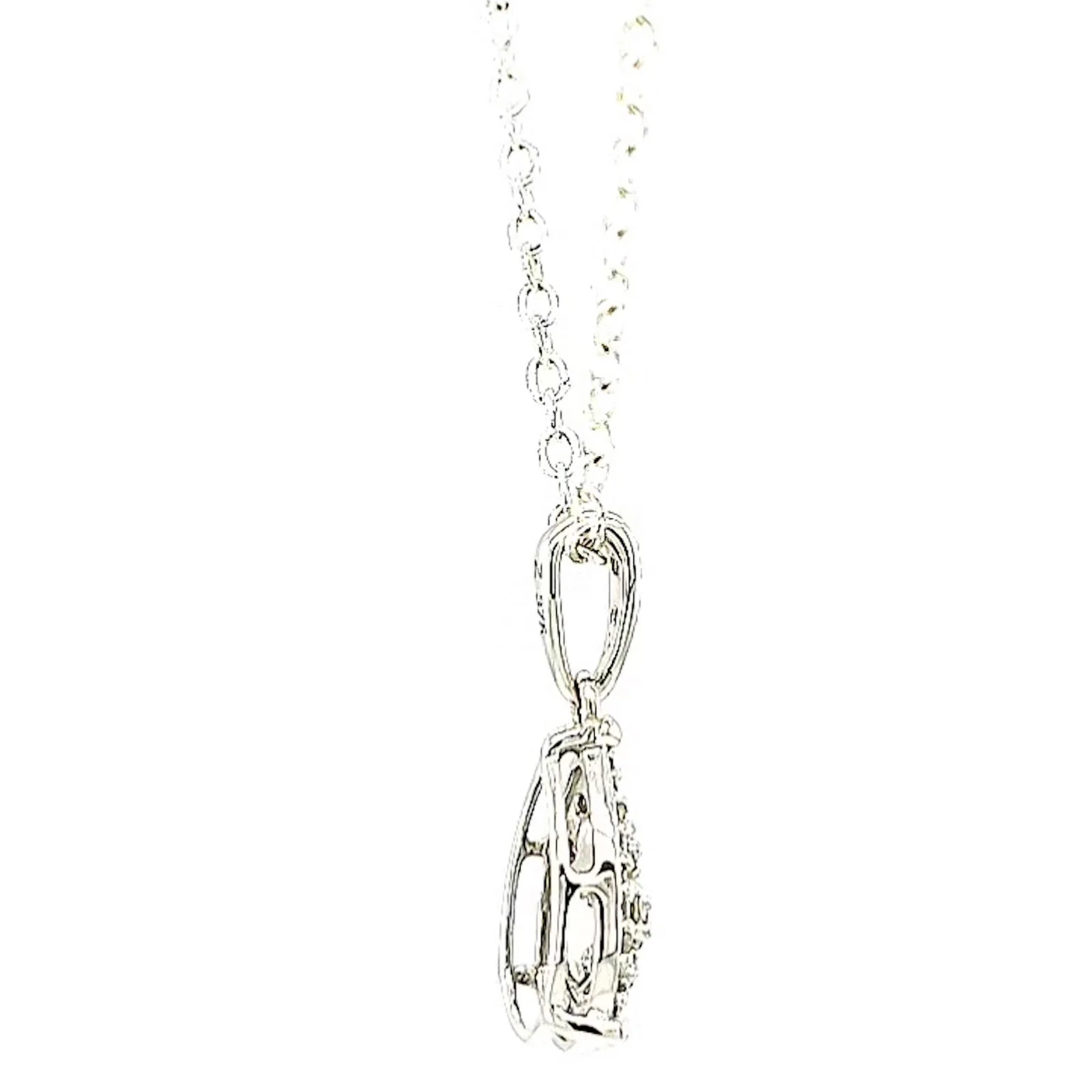 9ct White Gold Round Brilliant Cut 0.10 CARAT tw of Diamonds Pendant - Image 55
