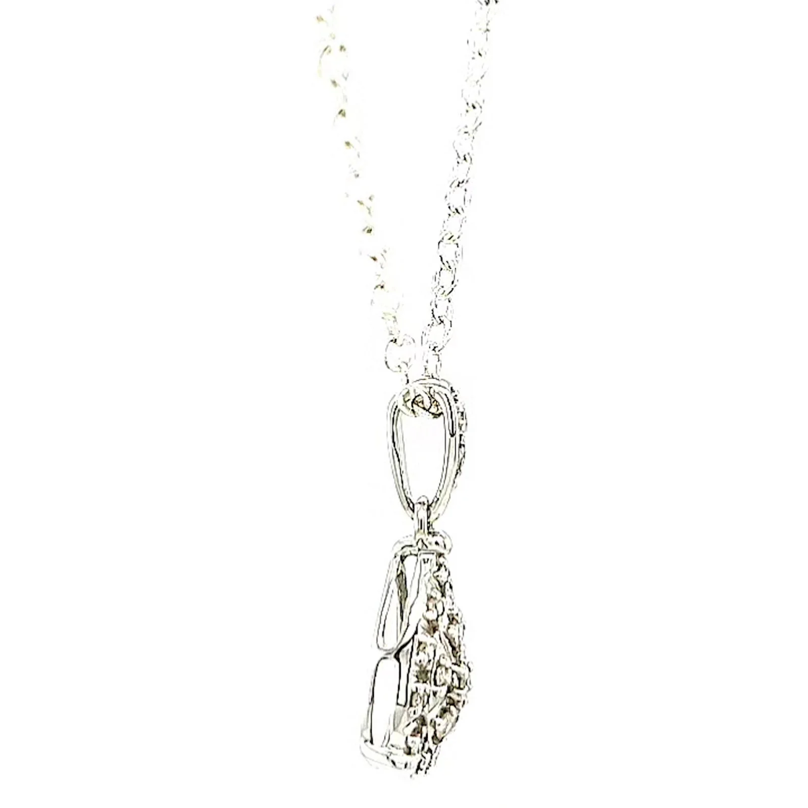 9ct White Gold Round Brilliant Cut 0.10 CARAT tw of Diamonds Pendant - Image 61