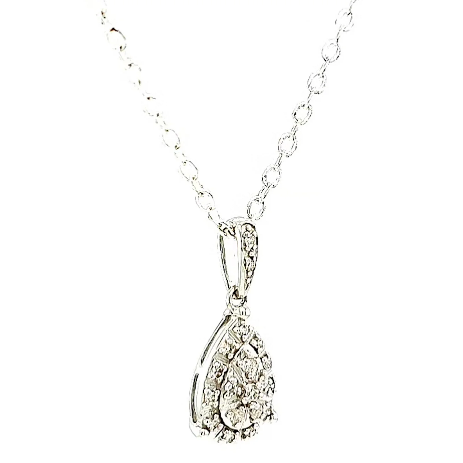 9ct White Gold Round Brilliant Cut 0.10 CARAT tw of Diamonds Pendant - Image 69