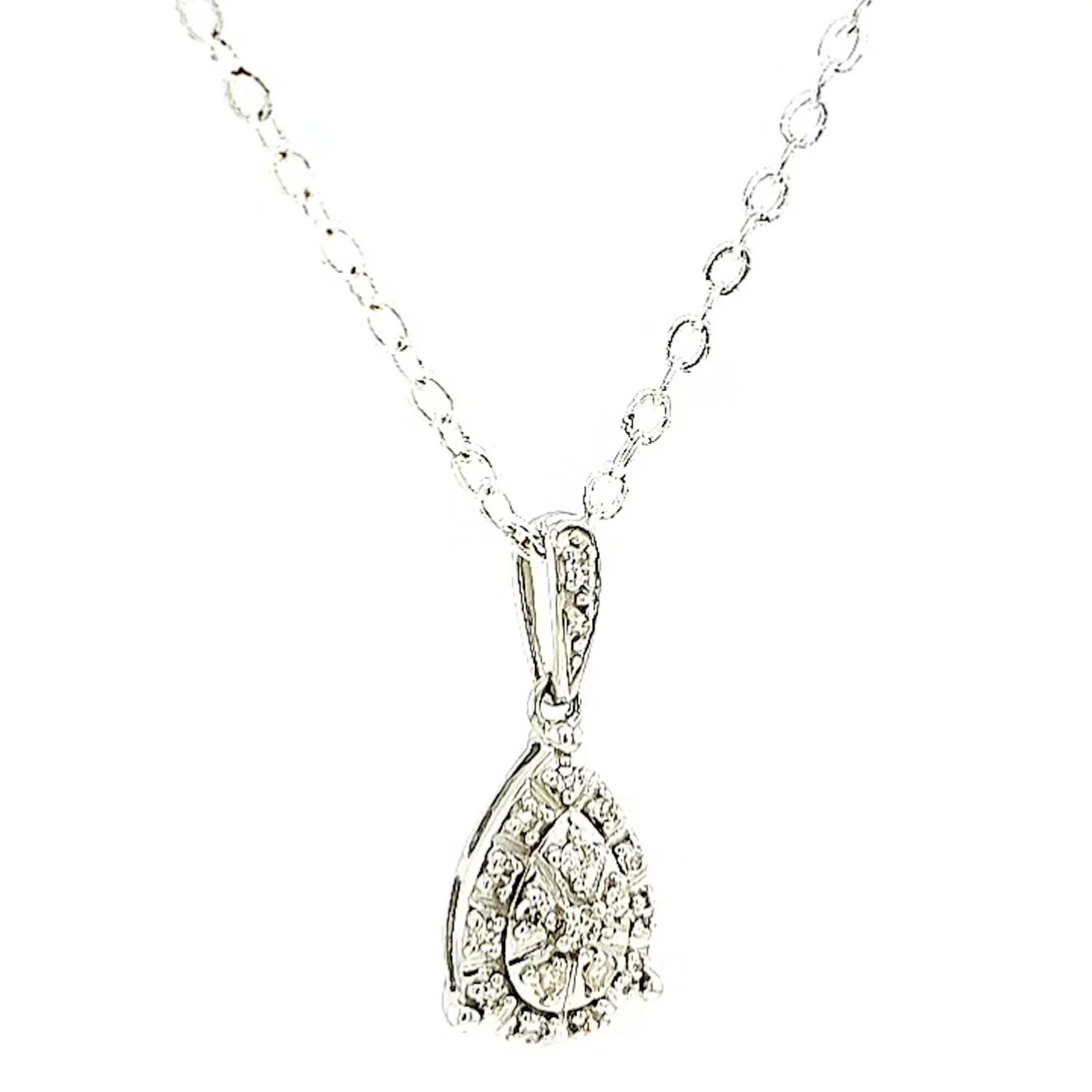 9ct White Gold Round Brilliant Cut 0.10 CARAT tw of Diamonds Pendant - Image 71