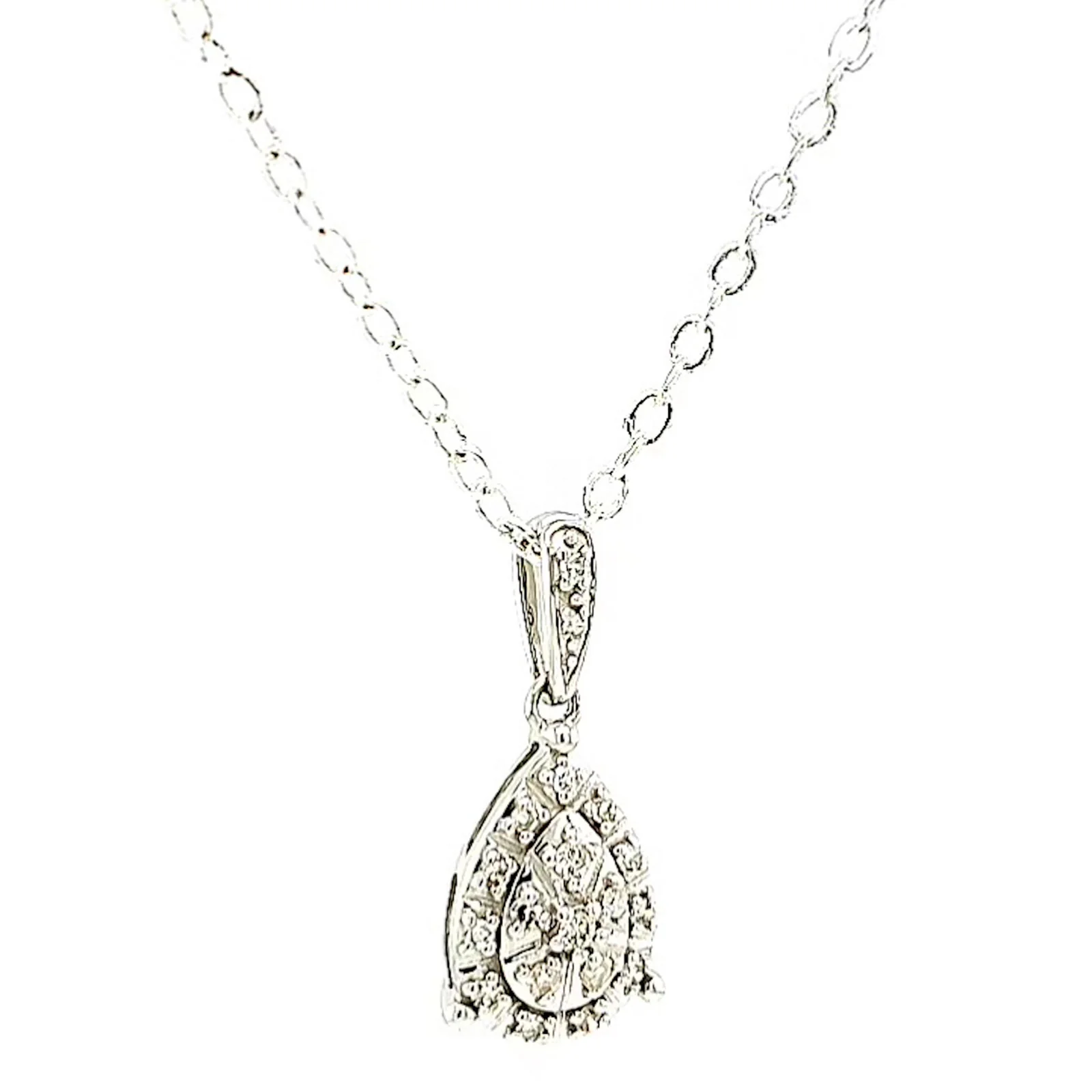 9ct White Gold Round Brilliant Cut 0.10 CARAT tw of Diamonds Pendant - Image 72