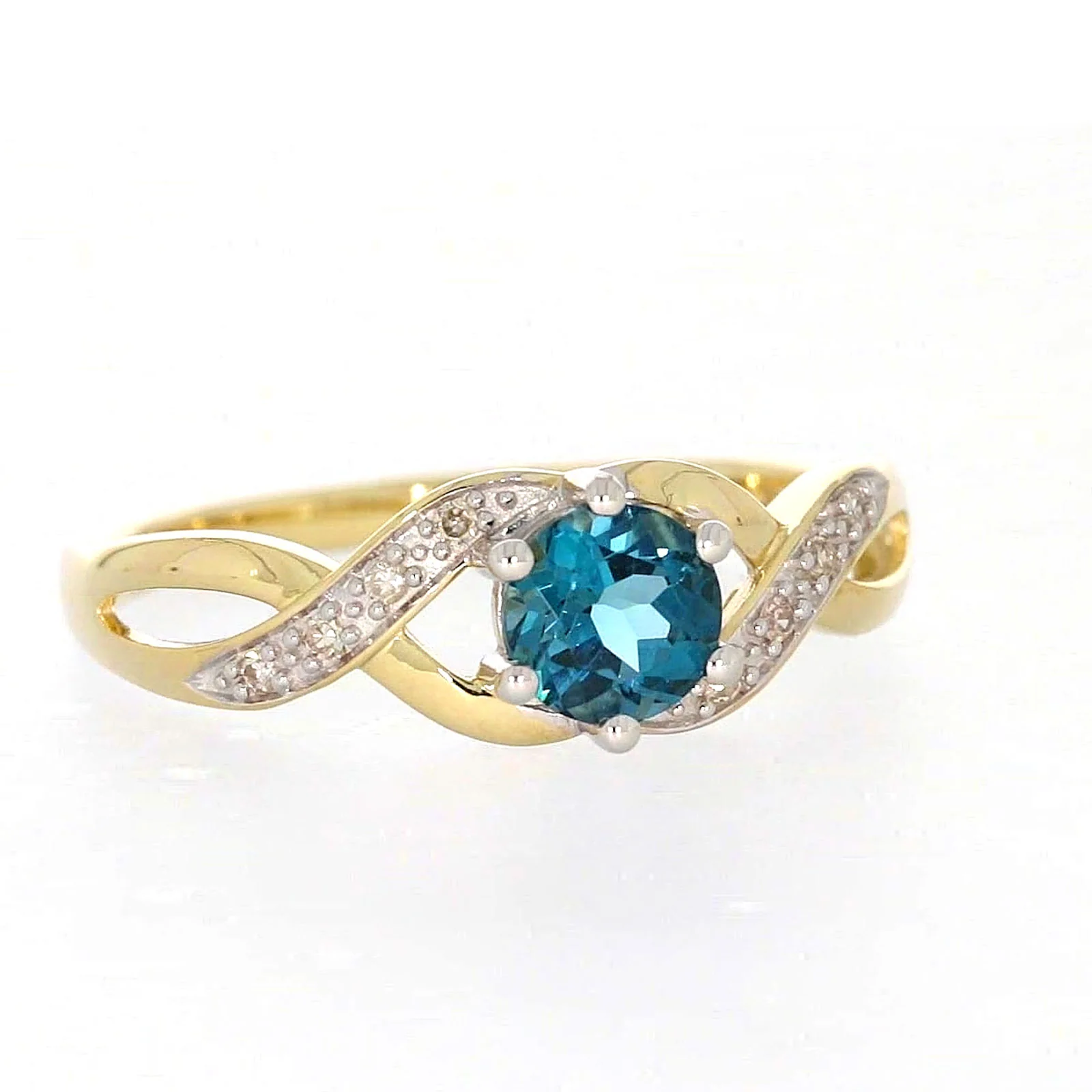 9ct Yellow Gold Round Brilliant Cut Blue Topaz Diamond Set Ring - Image 70