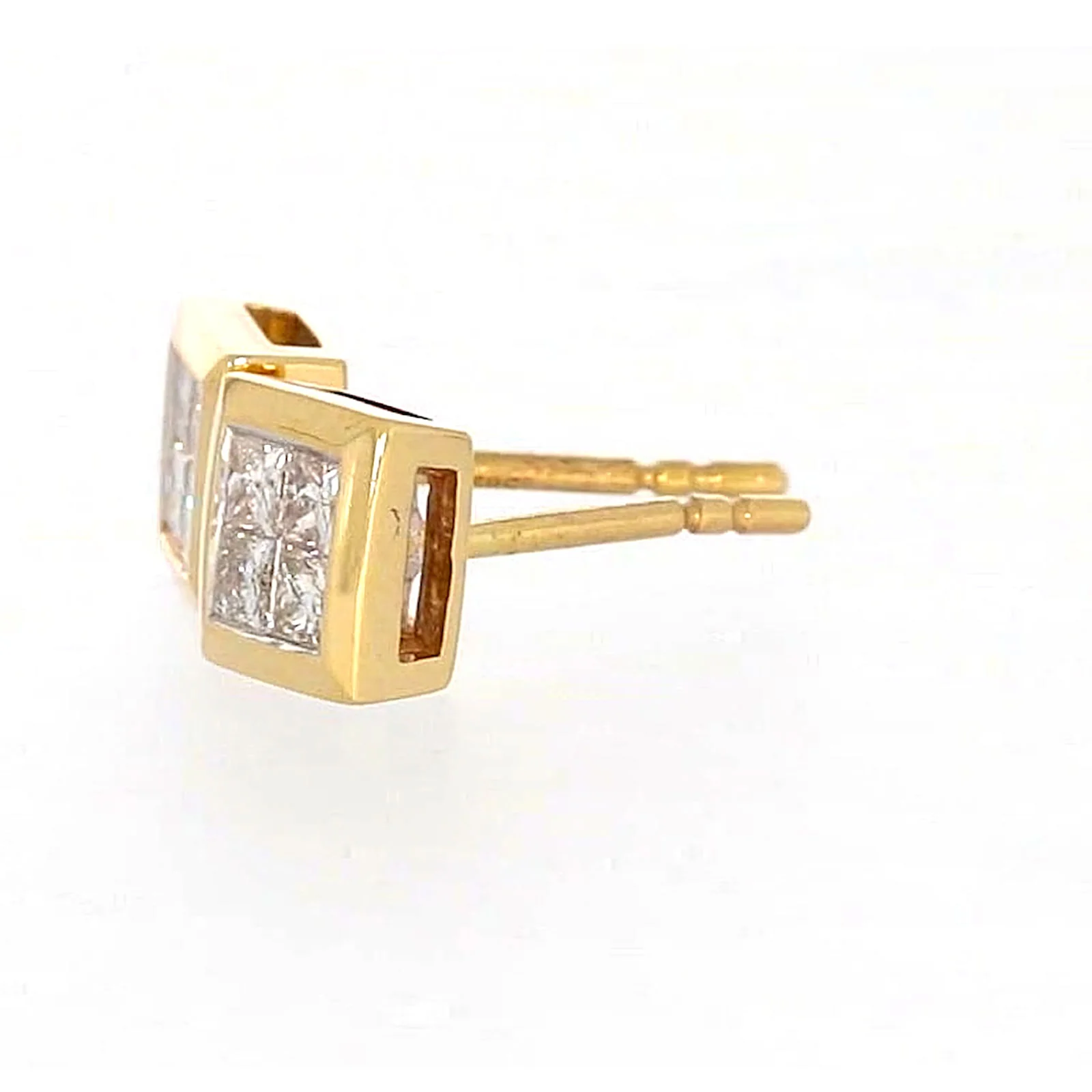 New York 14ct Yellow Gold Princess Cut 1/4 CARAT tw of Diamonds Stud Earrings - Image 17