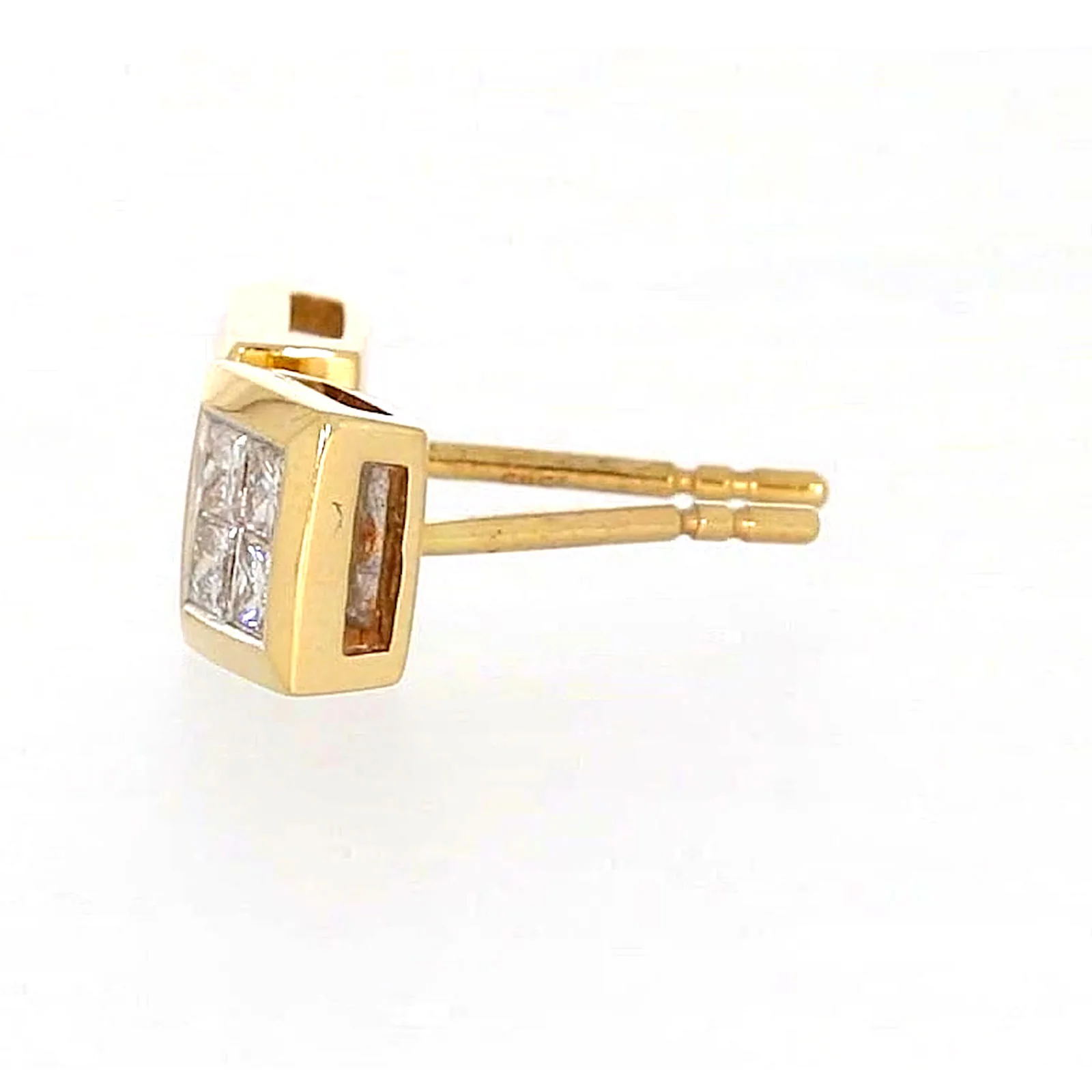 New York 14ct Yellow Gold Princess Cut 1/4 CARAT tw of Diamonds Stud Earrings - Image 19