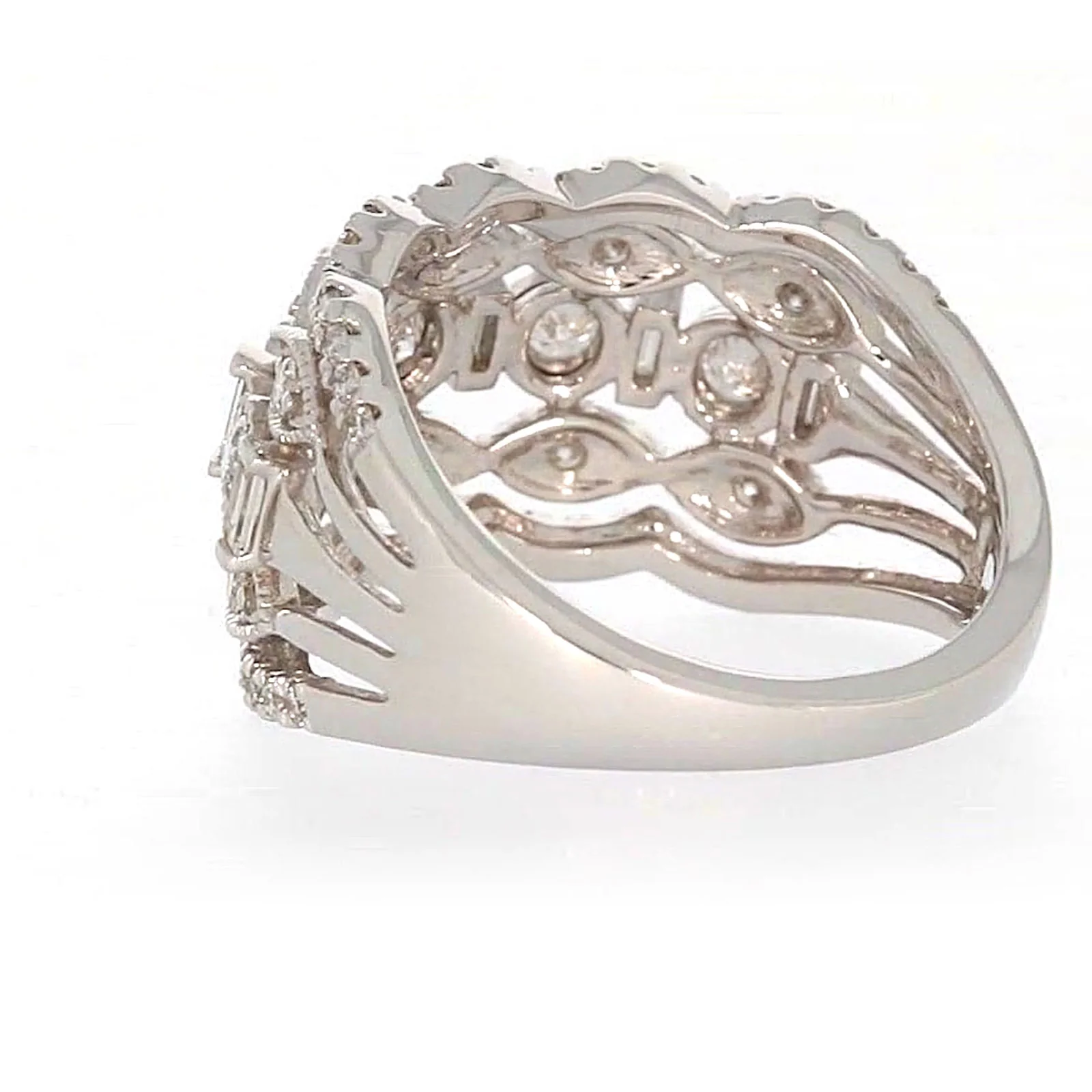 Paris 14ct White Gold Round Brilliant & Baguette Cut 1 CARAT tw of Diamonds Ring - Image 30