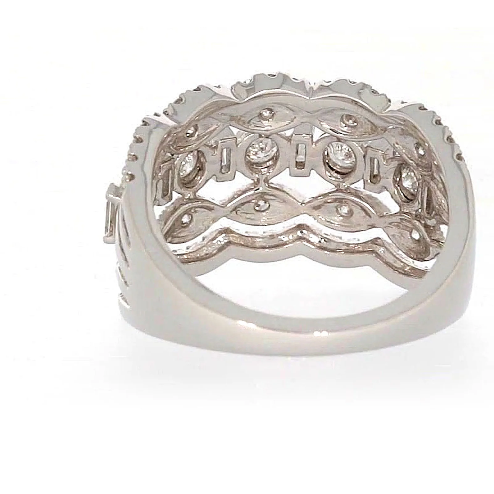 Paris 14ct White Gold Round Brilliant & Baguette Cut 1 CARAT tw of Diamonds Ring - Image 36