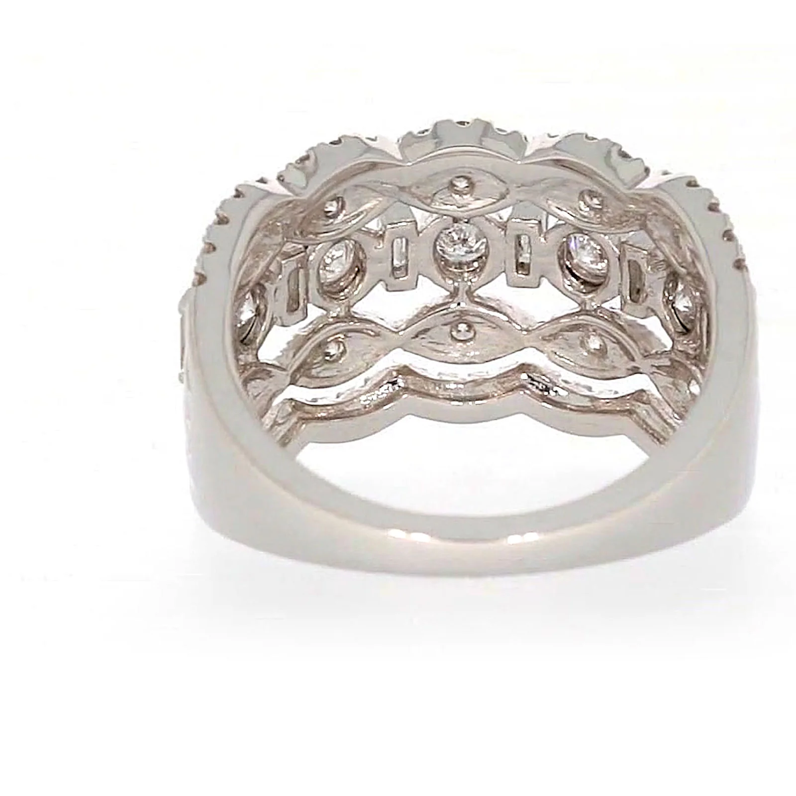 Paris 14ct White Gold Round Brilliant & Baguette Cut 1 CARAT tw of Diamonds Ring - Image 38