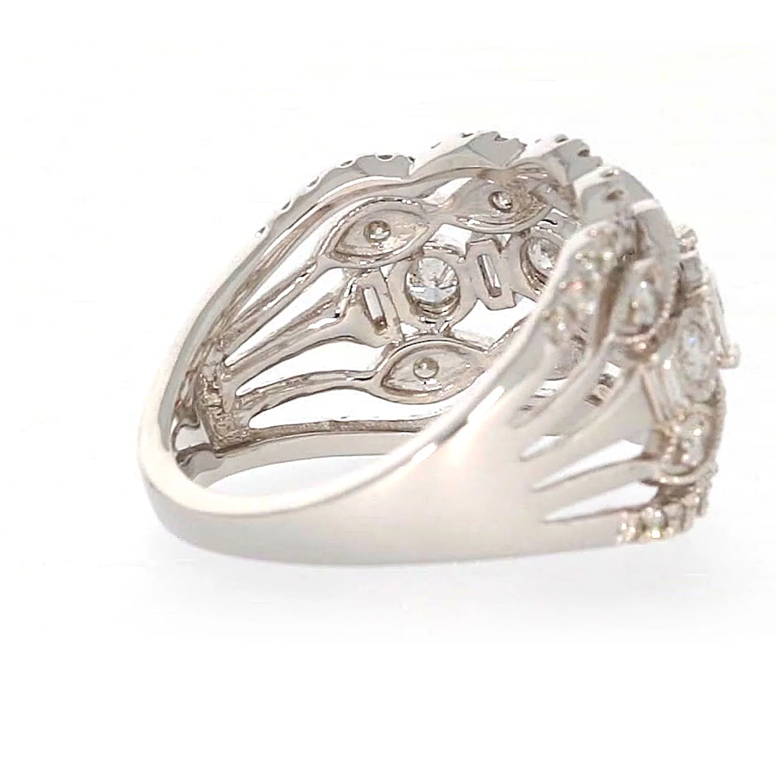 Paris 14ct White Gold Round Brilliant & Baguette Cut 1 CARAT tw of Diamonds Ring - Image 50