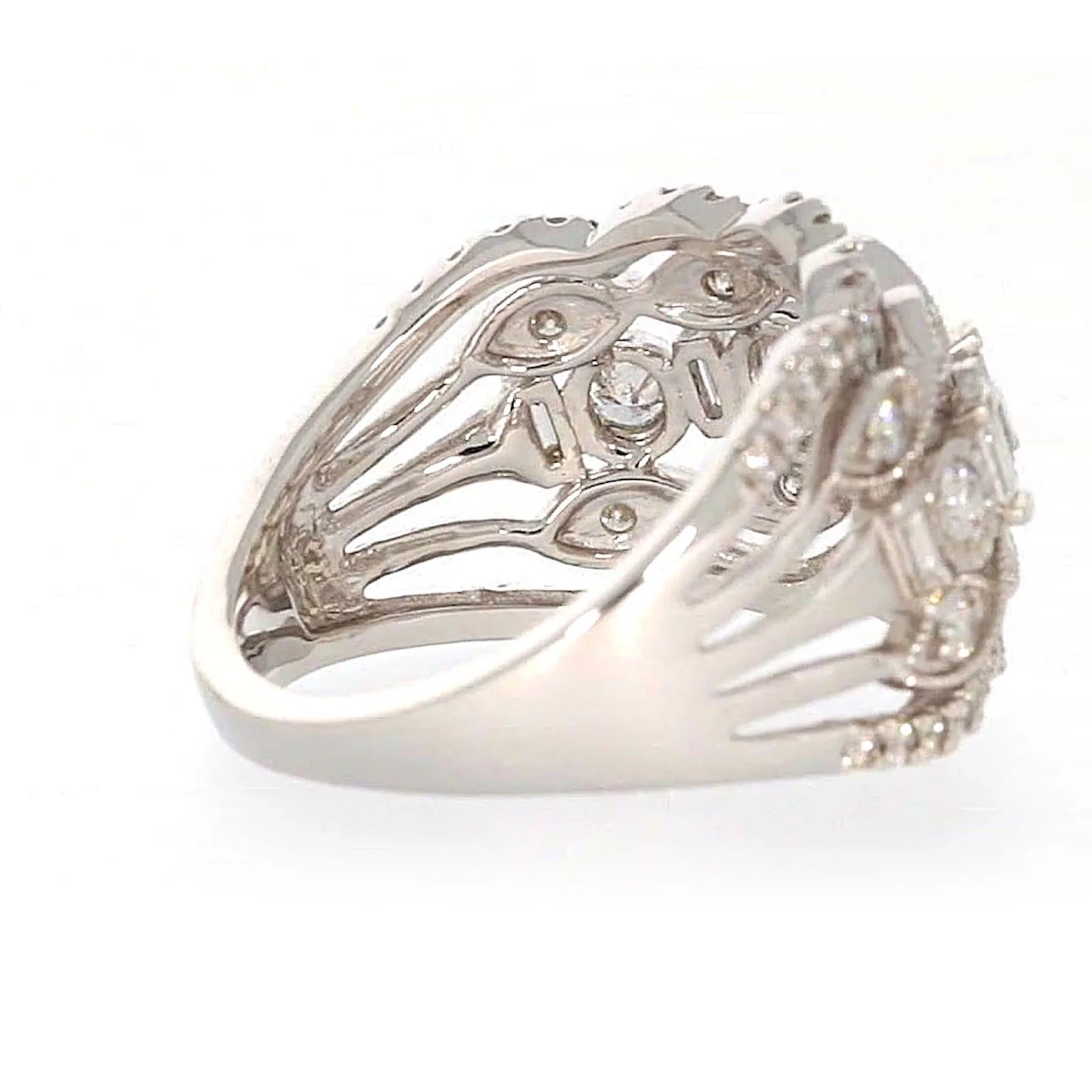 Paris 14ct White Gold Round Brilliant & Baguette Cut 1 CARAT tw of Diamonds Ring - Image 51