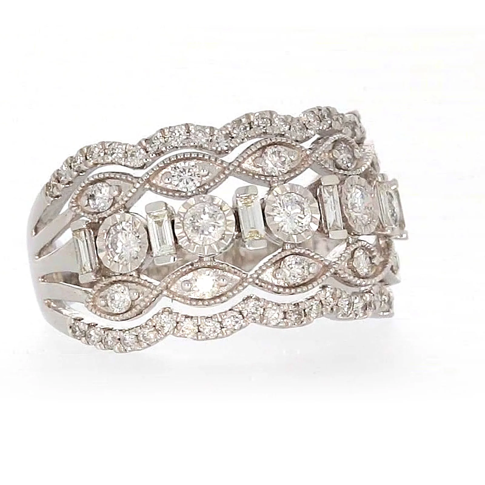 Paris 14ct White Gold Round Brilliant & Baguette Cut 1 CARAT tw of Diamonds Ring - Image 70