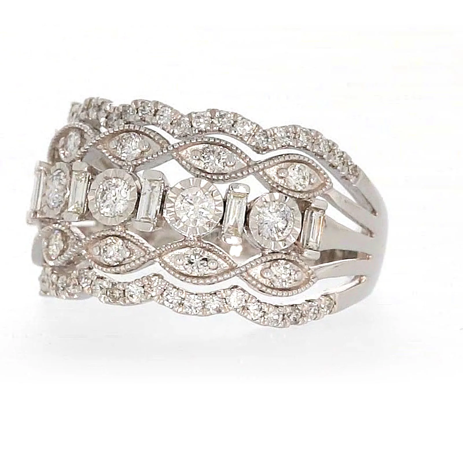 Paris 14ct White Gold Round Brilliant & Baguette Cut 1 CARAT tw of Diamonds Ring - Image 8
