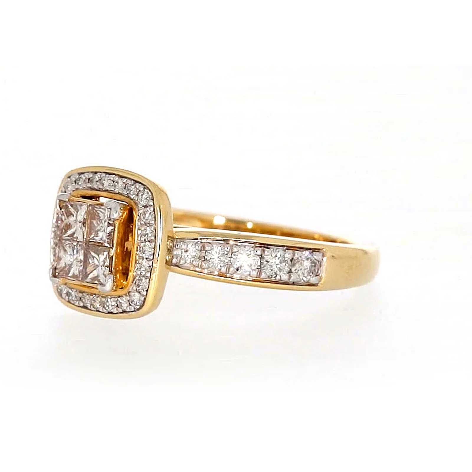 New York 14ct Yellow Gold Round Brilliant & Princess Cut 3/4 Carat tw of Diamonds Ring - Image 10