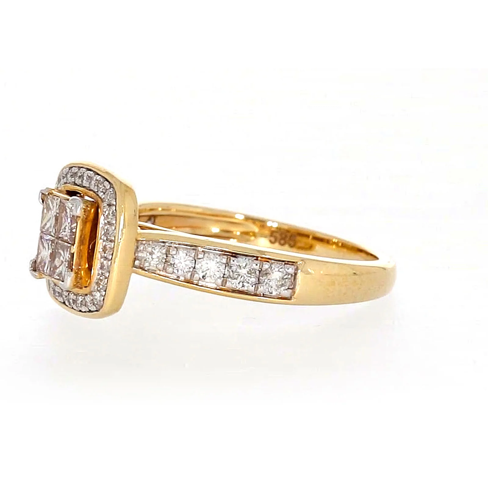 New York 14ct Yellow Gold Round Brilliant & Princess Cut 3/4 Carat tw of Diamonds Ring - Image 14