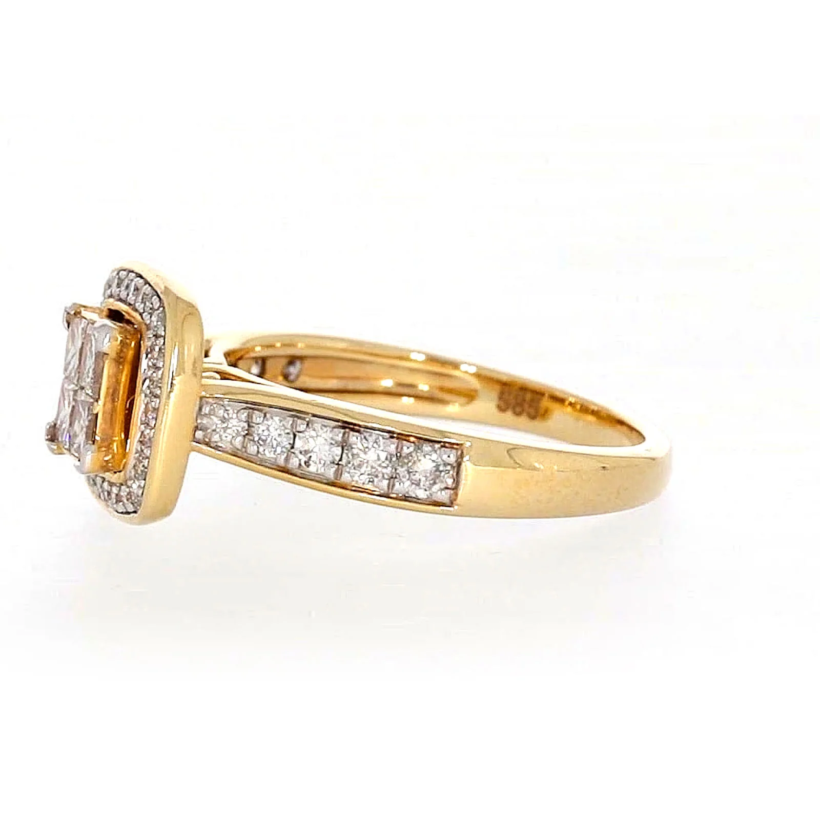 New York 14ct Yellow Gold Round Brilliant & Princess Cut 3/4 Carat tw of Diamonds Ring - Image 16