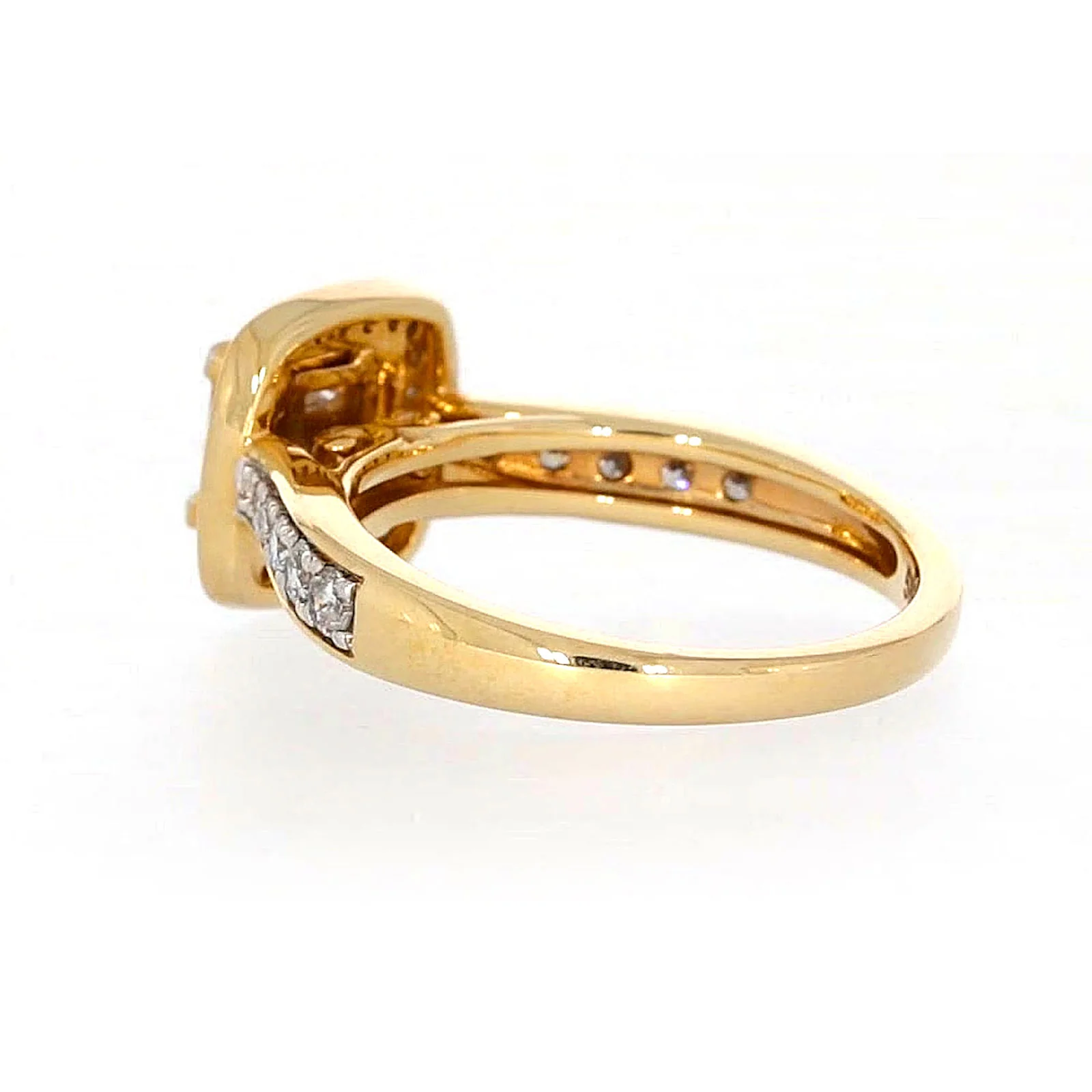 New York 14ct Yellow Gold Round Brilliant & Princess Cut 3/4 Carat tw of Diamonds Ring - Image 28