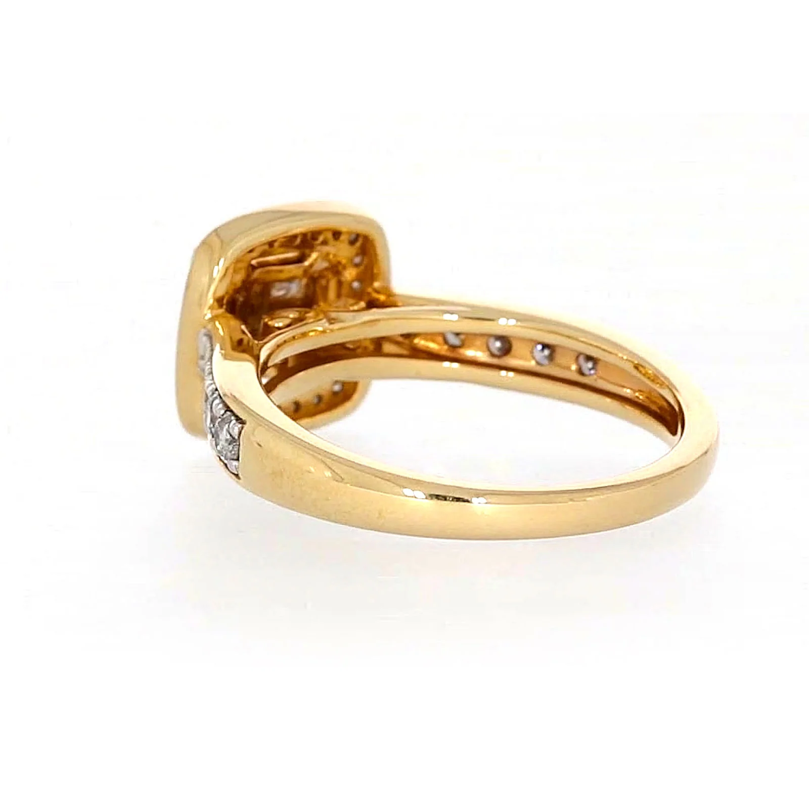New York 14ct Yellow Gold Round Brilliant & Princess Cut 3/4 Carat tw of Diamonds Ring - Image 30