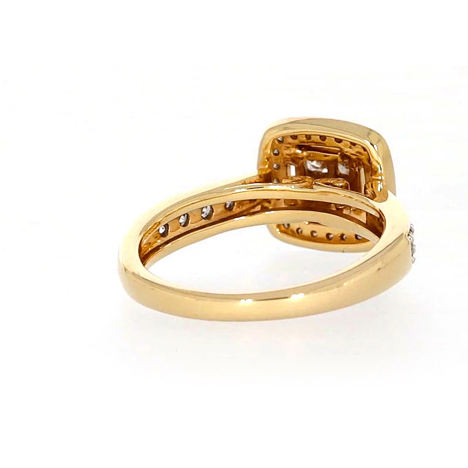 New York 14ct Yellow Gold Round Brilliant & Princess Cut 3/4 Carat tw of Diamonds Ring - Image 43