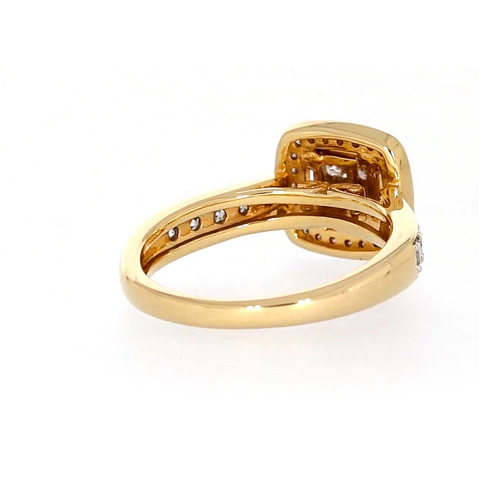 New York 14ct Yellow Gold Round Brilliant & Princess Cut 3/4 Carat tw of Diamonds Ring - Image 44