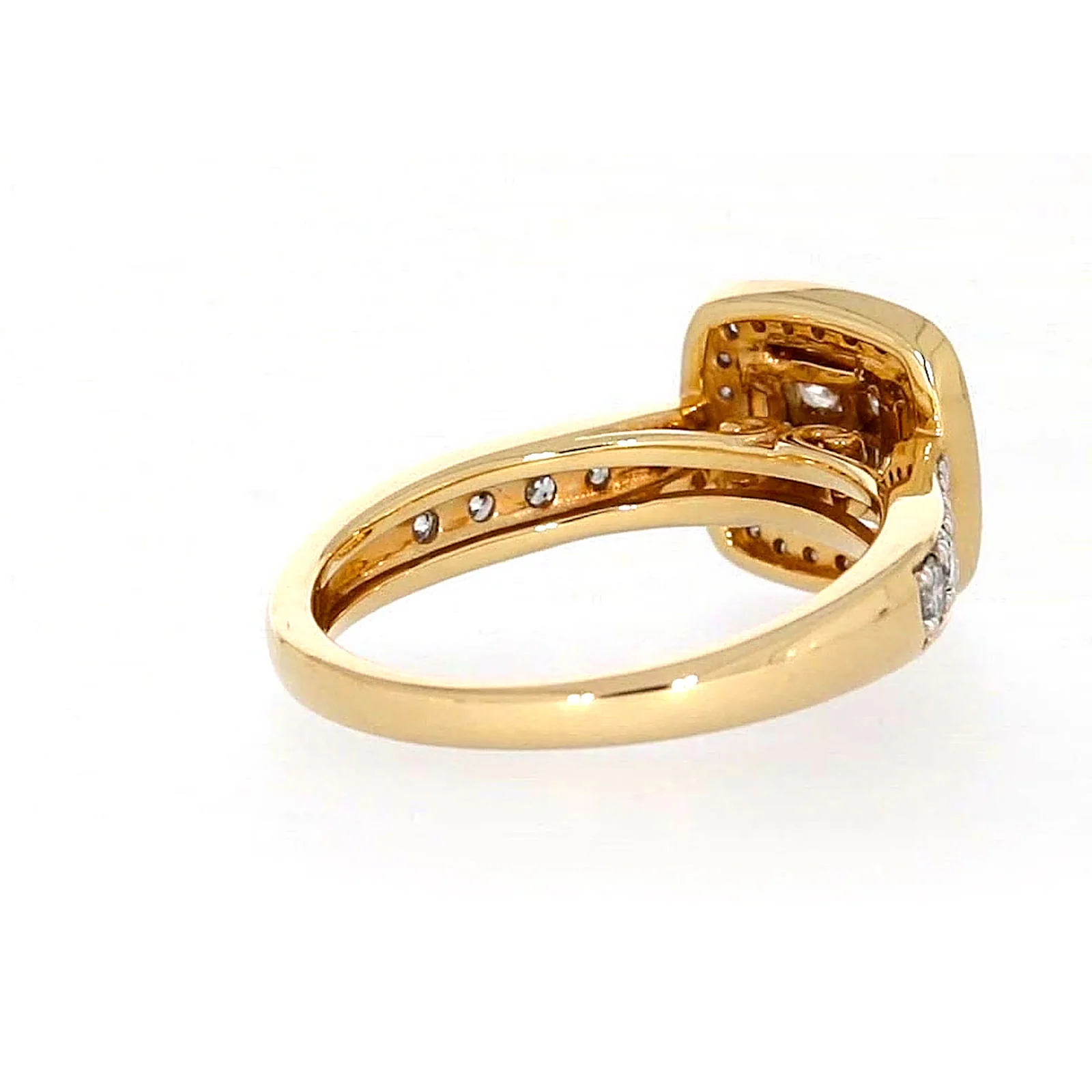 New York 14ct Yellow Gold Round Brilliant & Princess Cut 3/4 Carat tw of Diamonds Ring - Image 46