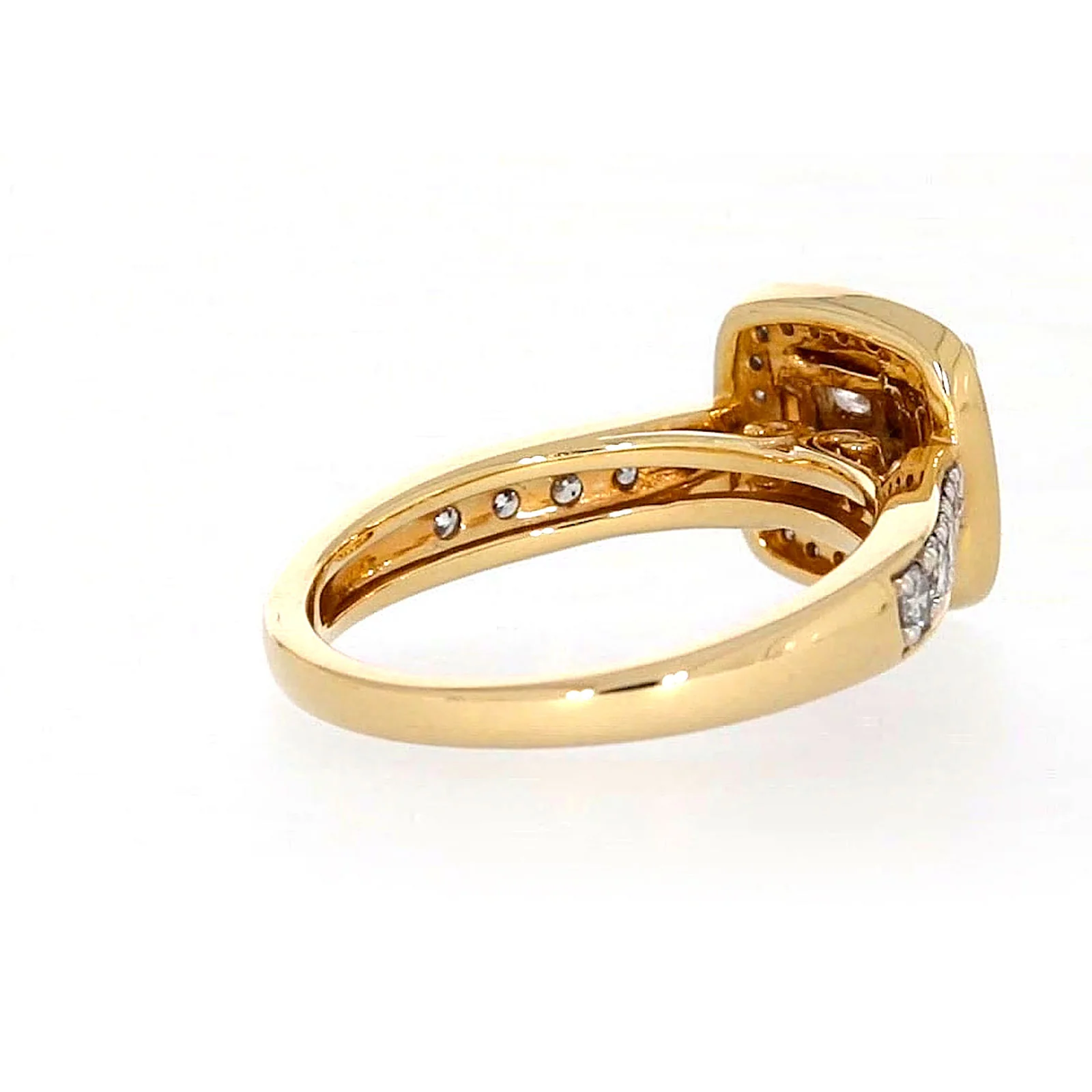 New York 14ct Yellow Gold Round Brilliant & Princess Cut 3/4 Carat tw of Diamonds Ring - Image 47