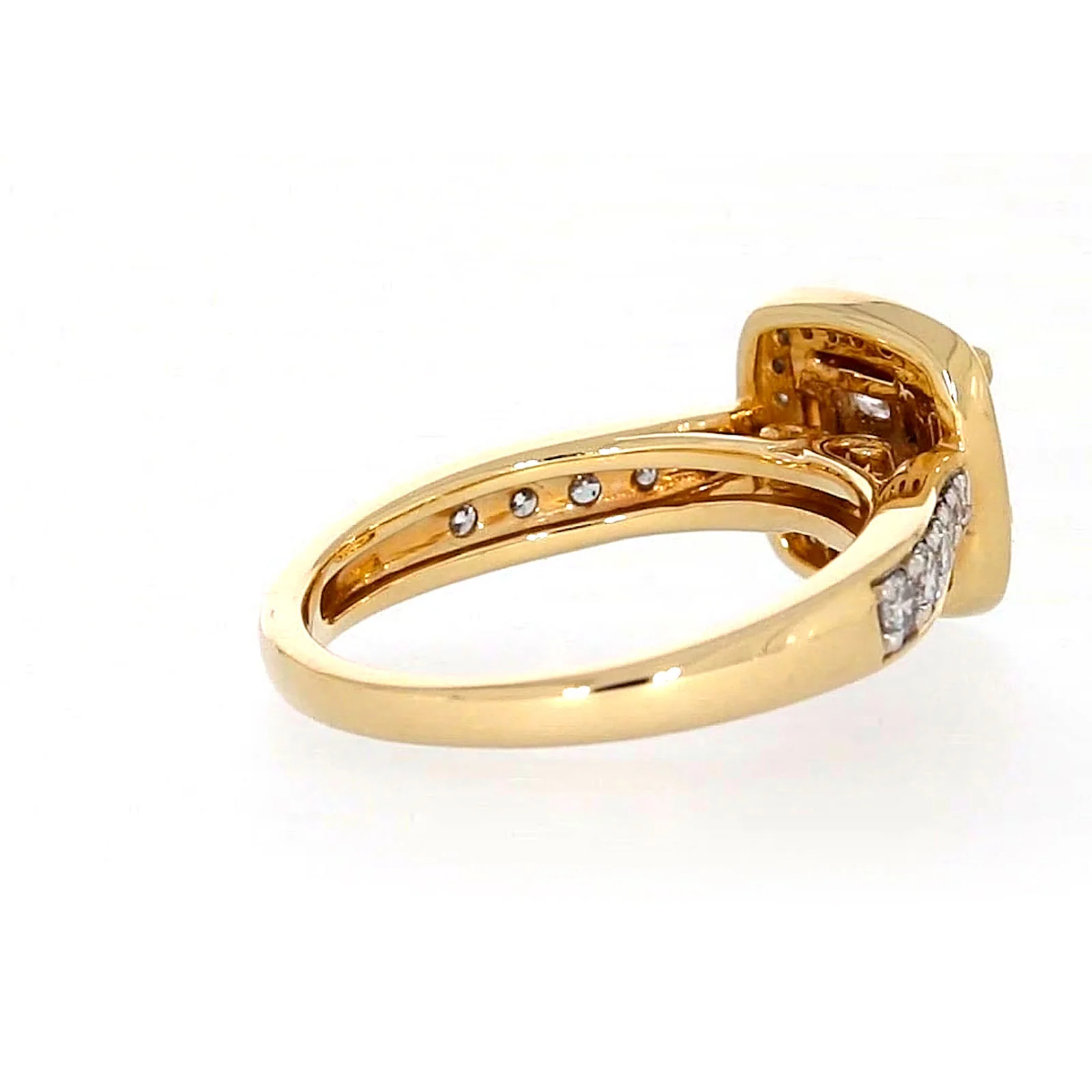 New York 14ct Yellow Gold Round Brilliant & Princess Cut 3/4 Carat tw of Diamonds Ring - Image 48