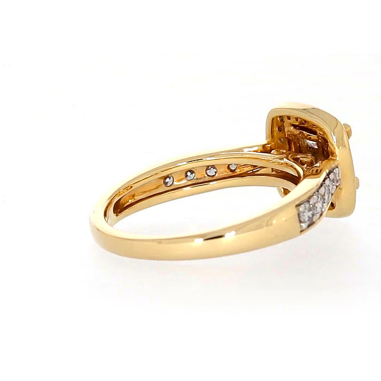 New York 14ct Yellow Gold Round Brilliant & Princess Cut 3/4 Carat tw of Diamonds Ring - Image 49