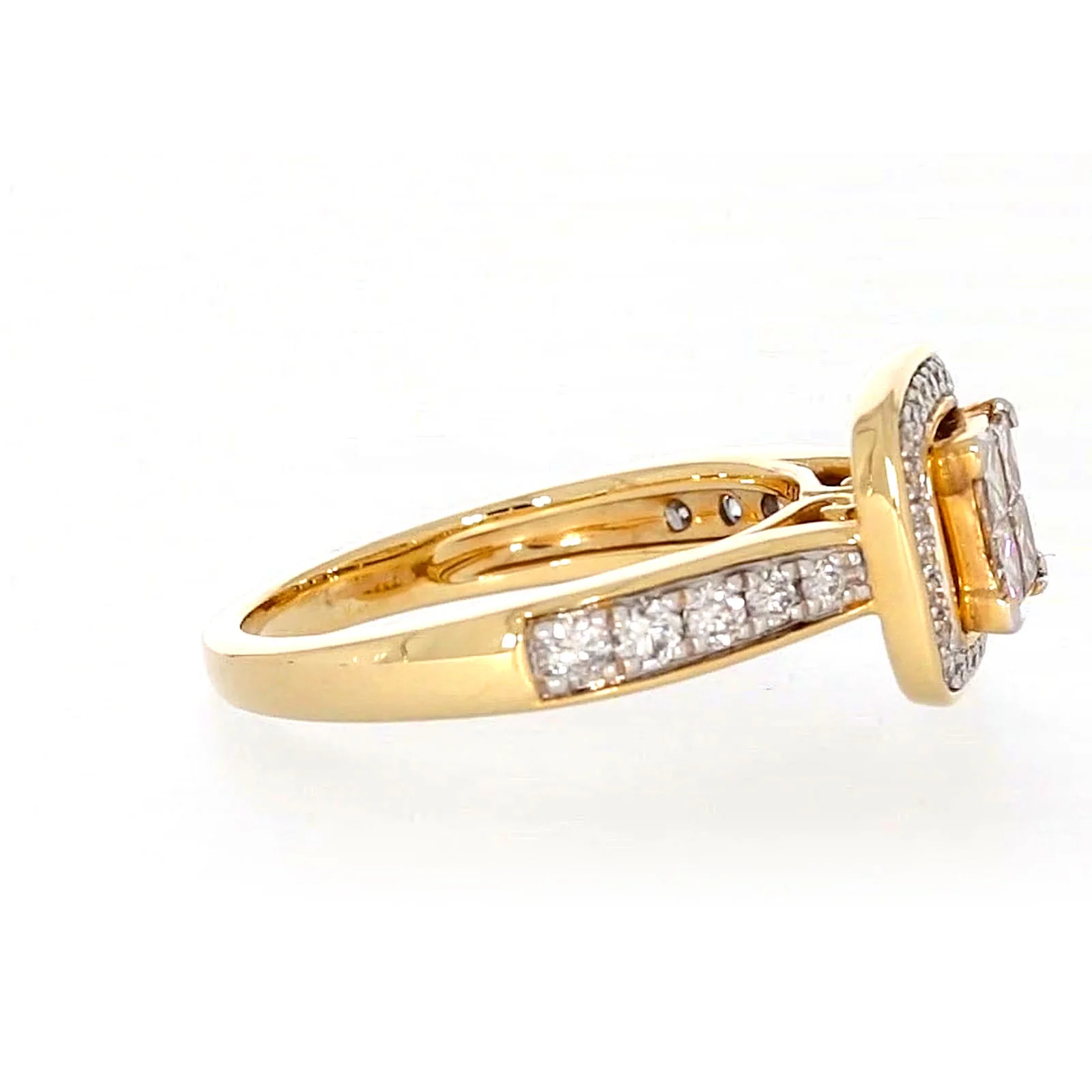 New York 14ct Yellow Gold Round Brilliant & Princess Cut 3/4 Carat tw of Diamonds Ring - Image 59