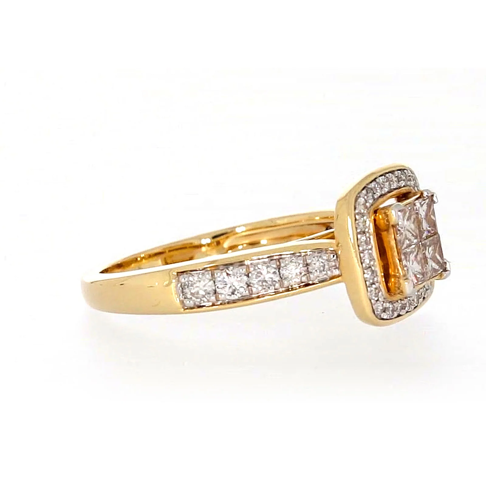 New York 14ct Yellow Gold Round Brilliant & Princess Cut 3/4 Carat tw of Diamonds Ring - Image 63