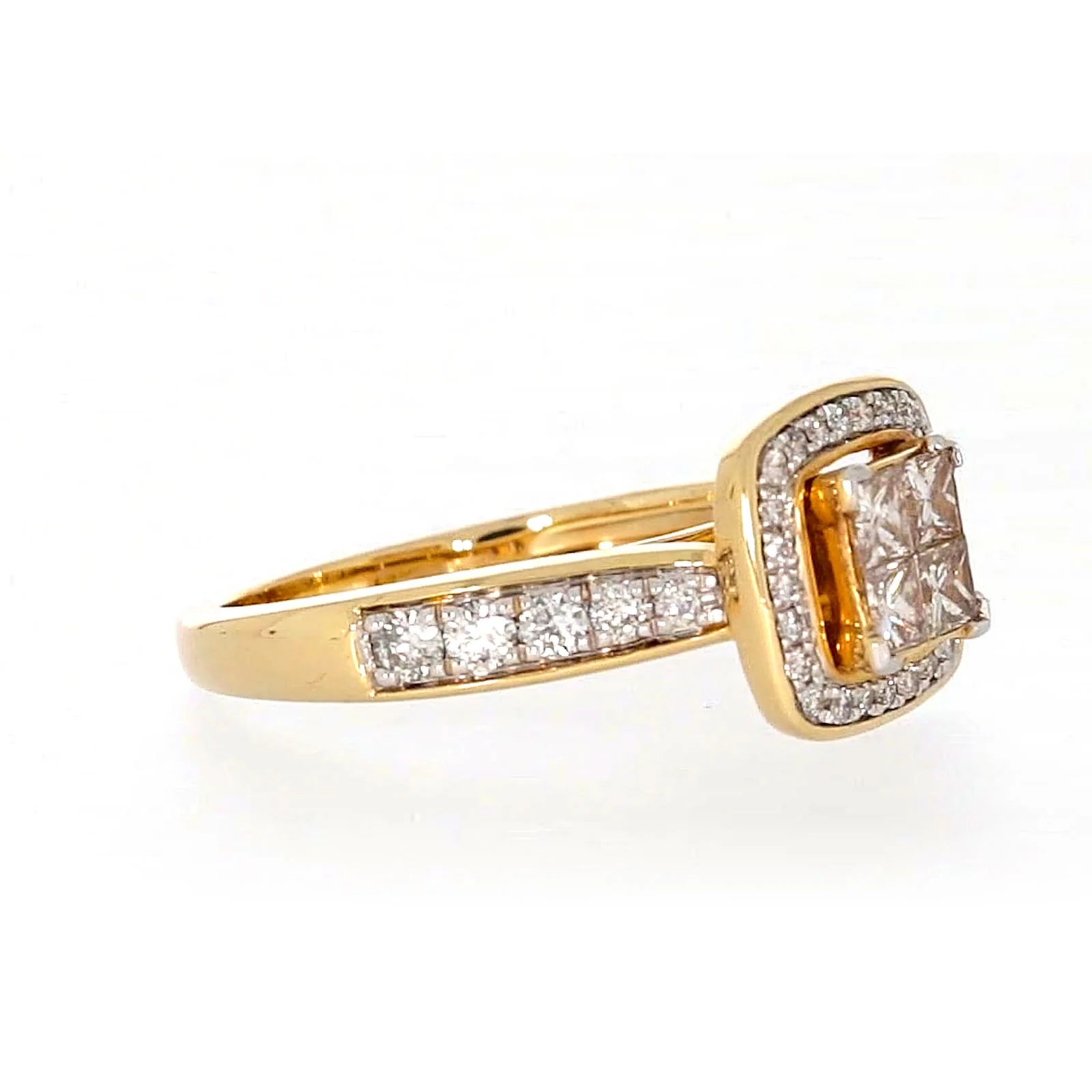New York 14ct Yellow Gold Round Brilliant & Princess Cut 3/4 Carat tw of Diamonds Ring - Image 64