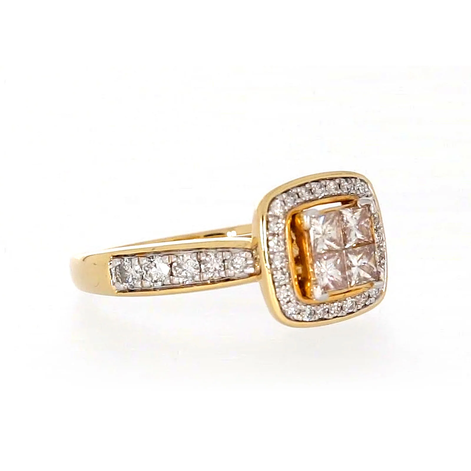 New York 14ct Yellow Gold Round Brilliant & Princess Cut 3/4 Carat tw of Diamonds Ring - Image 68