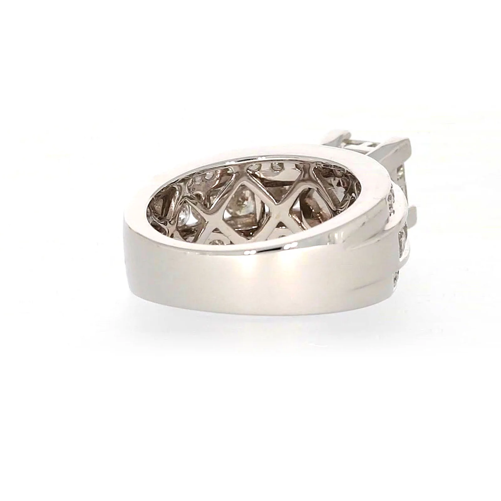 New York 14ct White Gold Round Brilliant & Princess Cut 2.65 CARAT tw of Diamonds Ring - Image 46