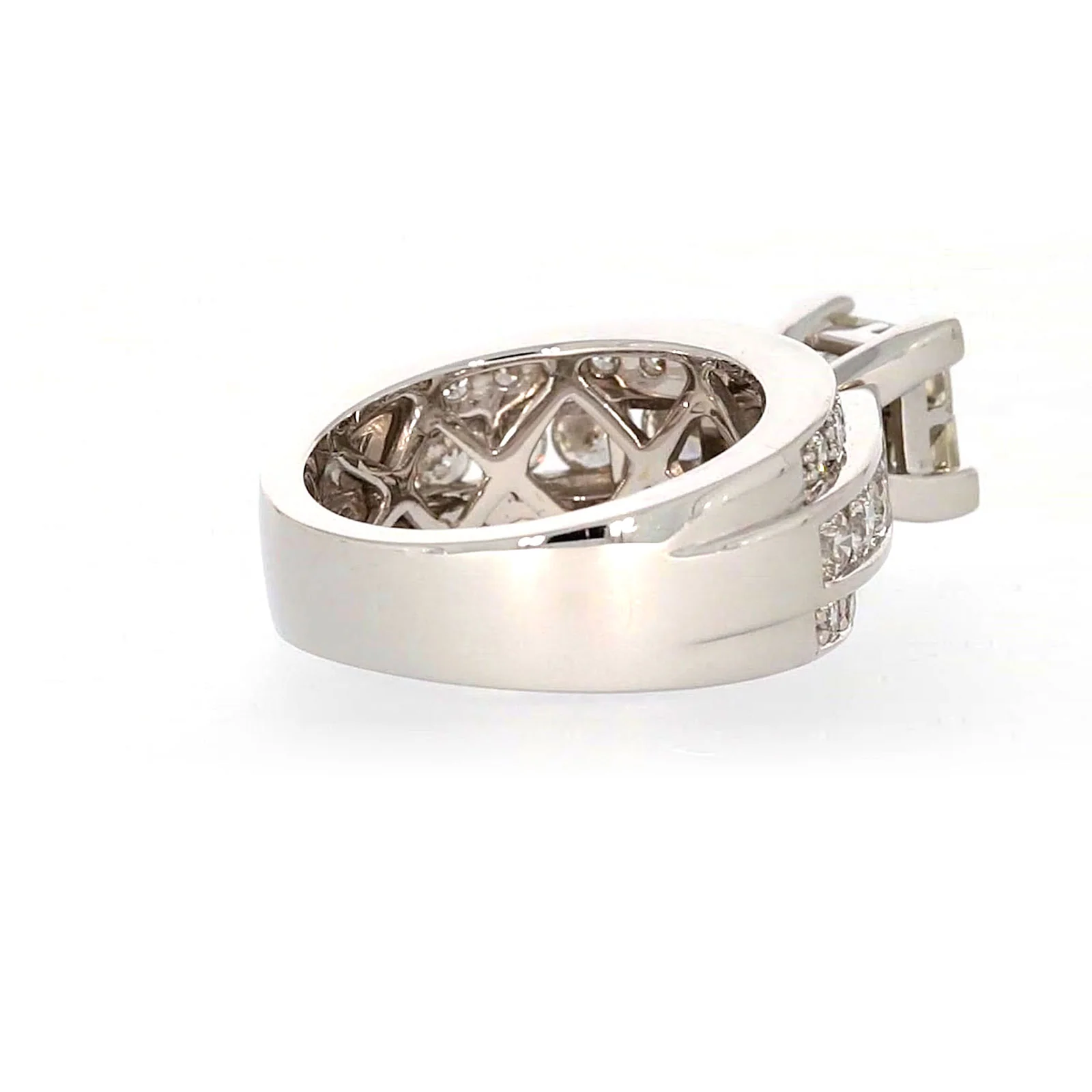 New York 14ct White Gold Round Brilliant & Princess Cut 2.65 CARAT tw of Diamonds Ring - Image 49