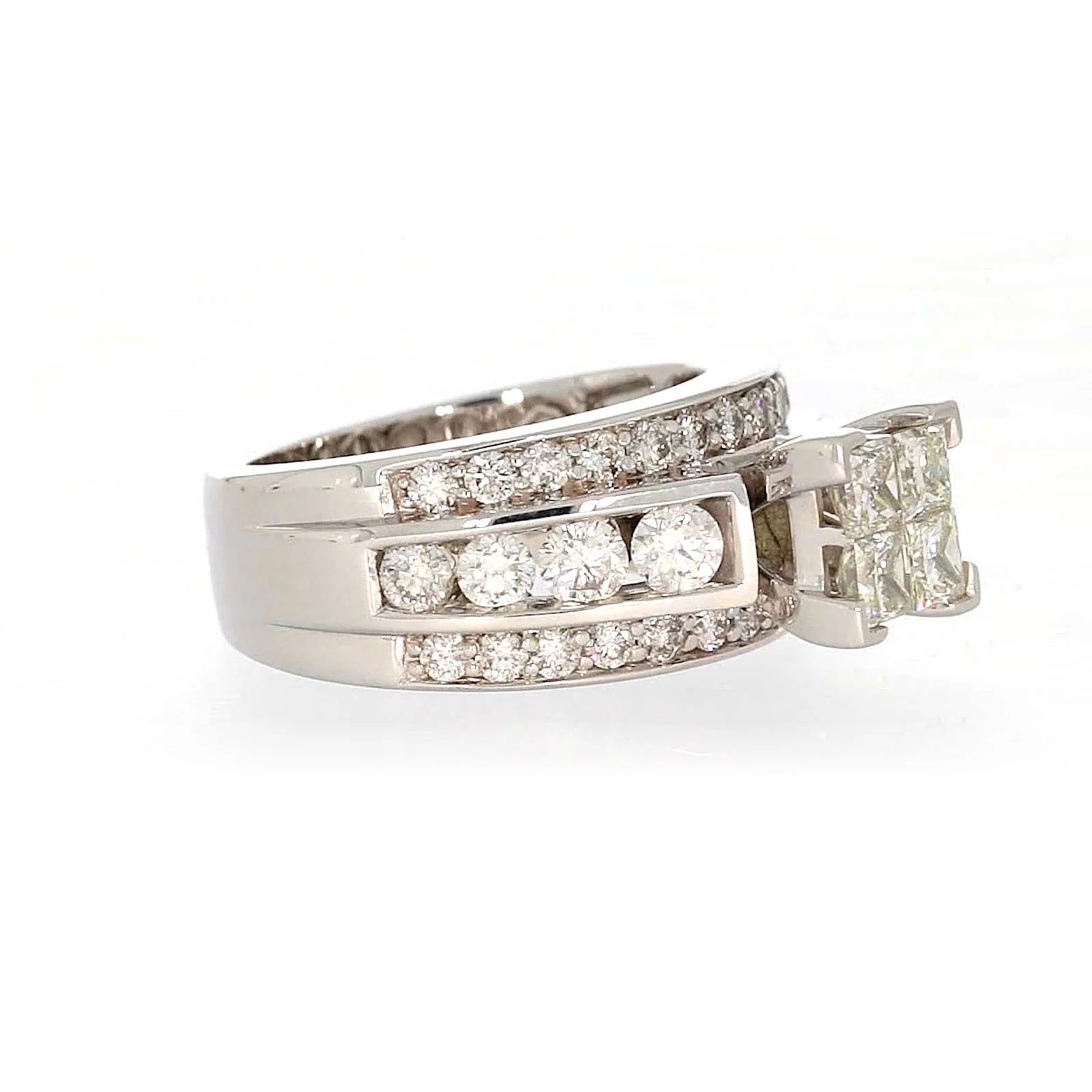 New York 14ct White Gold Round Brilliant & Princess Cut 2.65 CARAT tw of Diamonds Ring - Image 65