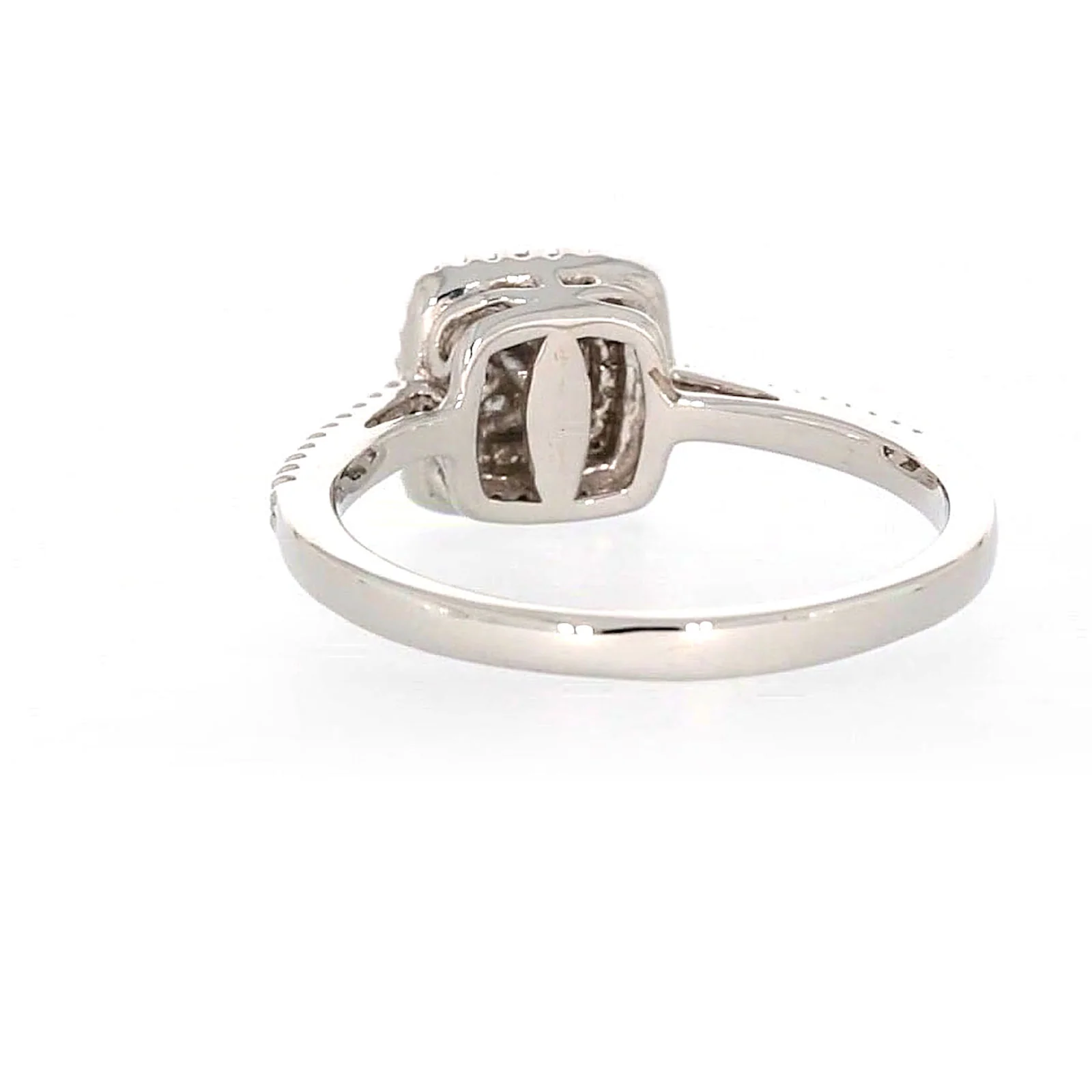 London 9ct White Gold Round Brilliant Cut 0.33 CARAT tw  of Diamonds Ring - Image 35