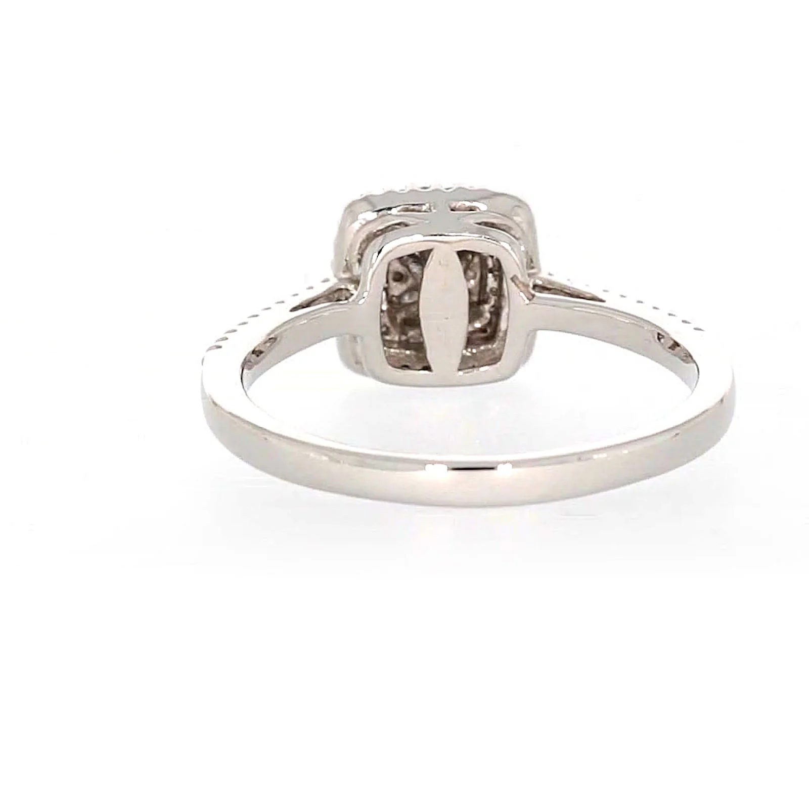 London 9ct White Gold Round Brilliant Cut 0.33 CARAT tw  of Diamonds Ring - Image 37
