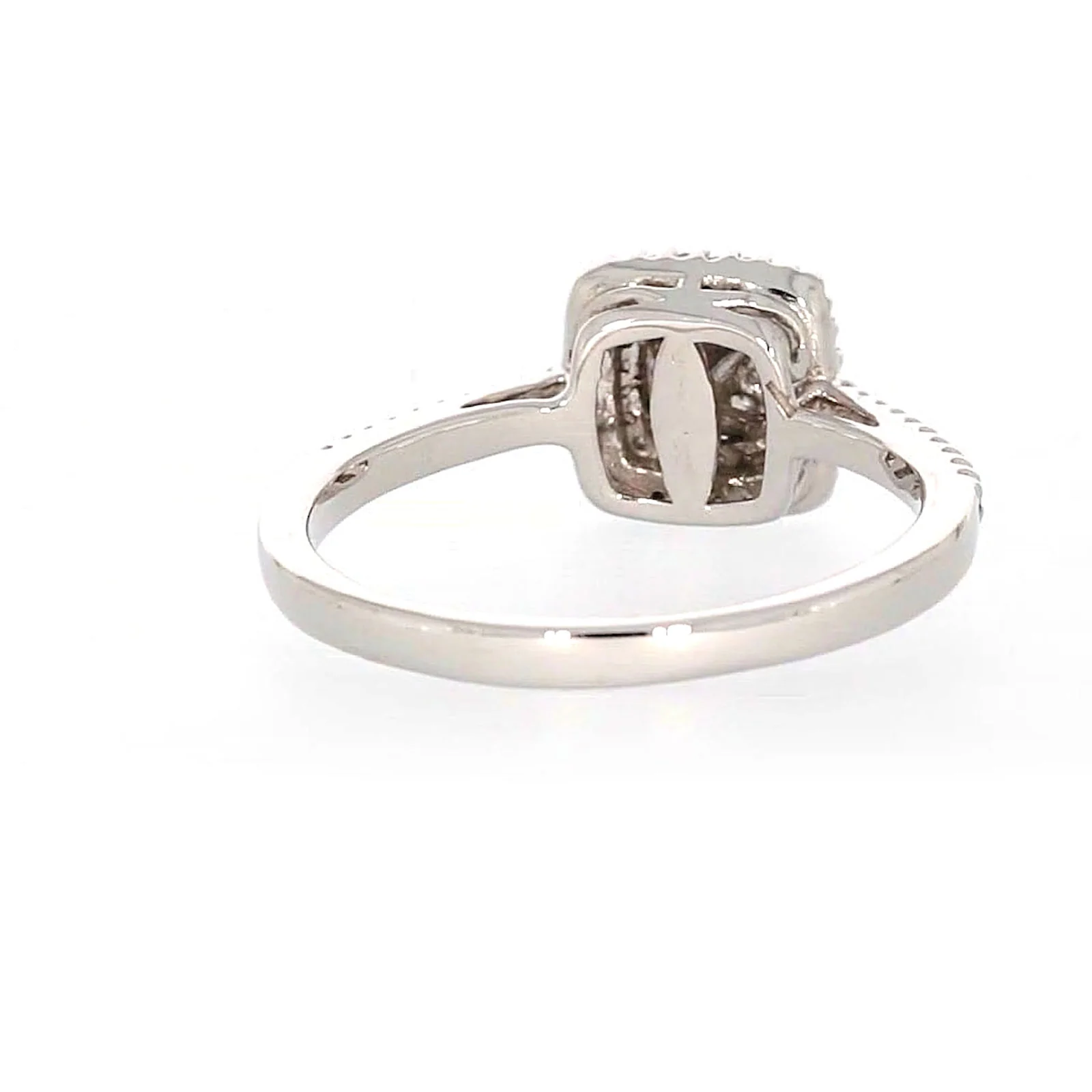 London 9ct White Gold Round Brilliant Cut 0.33 CARAT tw  of Diamonds Ring - Image 41