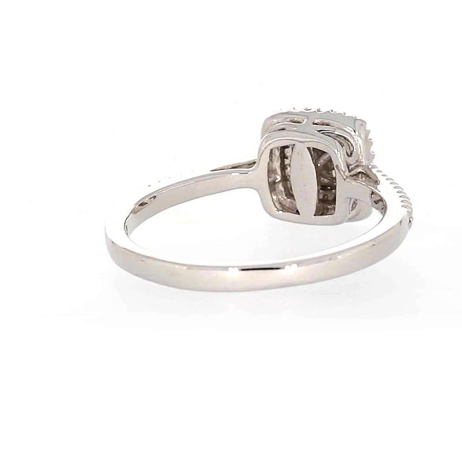 London 9ct White Gold Round Brilliant Cut 0.33 CARAT tw  of Diamonds Ring - Image 43