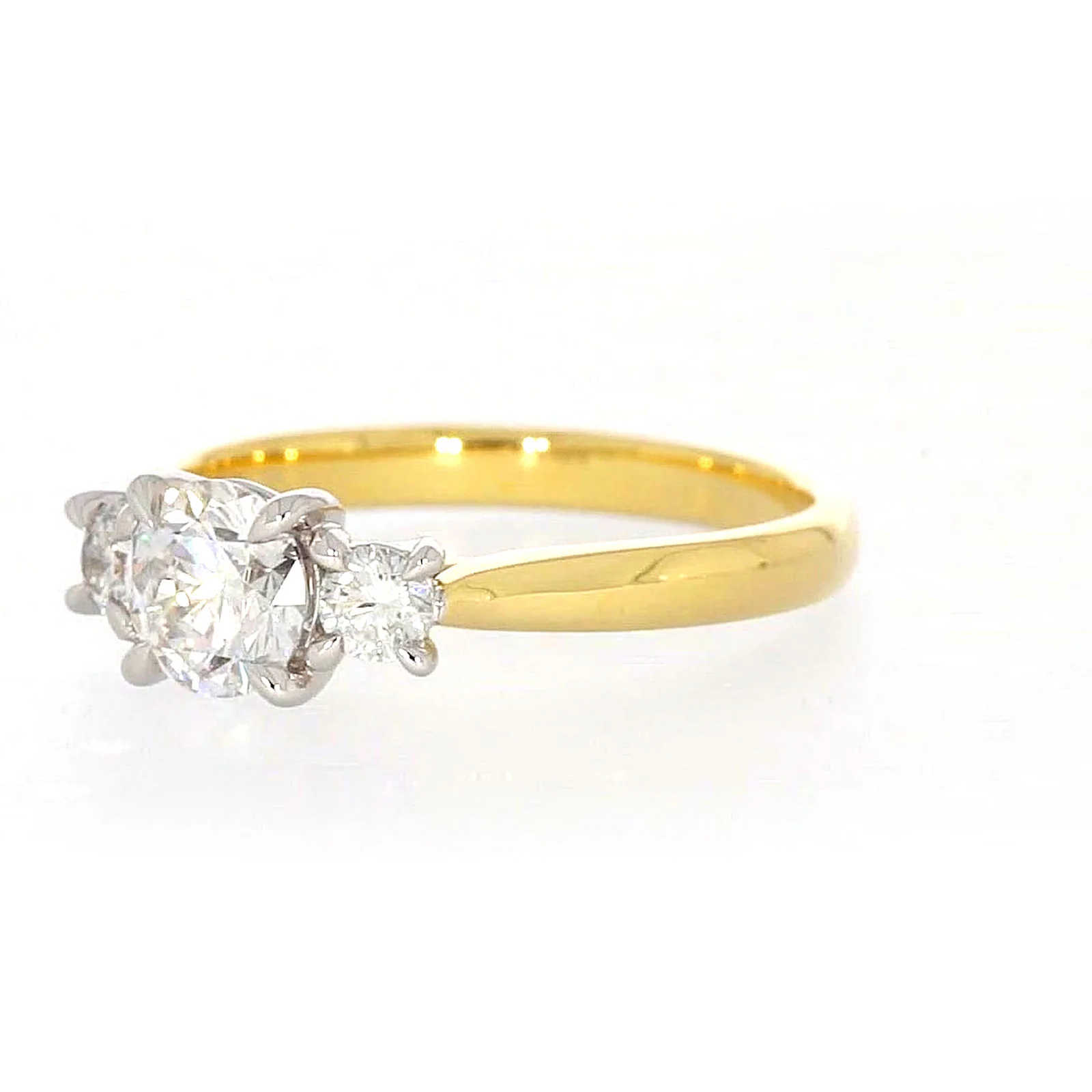 Celebration 18ct Yellow Gold Round Brilliant Cut 1 Carat tw of Certified Lab Grown Diamonds Ring - Image 8