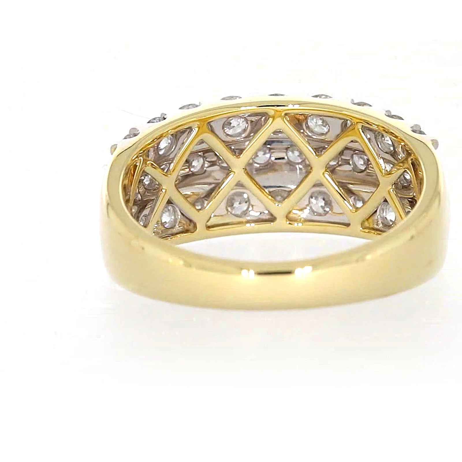 Celebration 9ct Yellow Gold Round Brilliant Cut 1 1/2 Carat tw of Lab Grown Diamonds Ring - Image 38