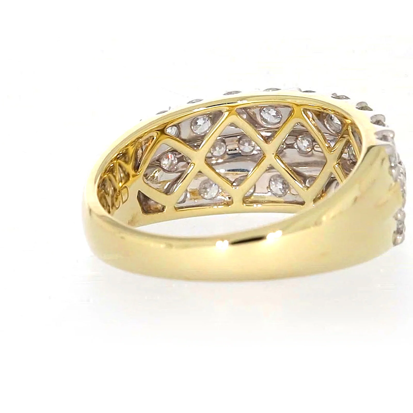 Celebration 9ct Yellow Gold Round Brilliant Cut 1 1/2 Carat tw of Lab Grown Diamonds Ring - Image 44