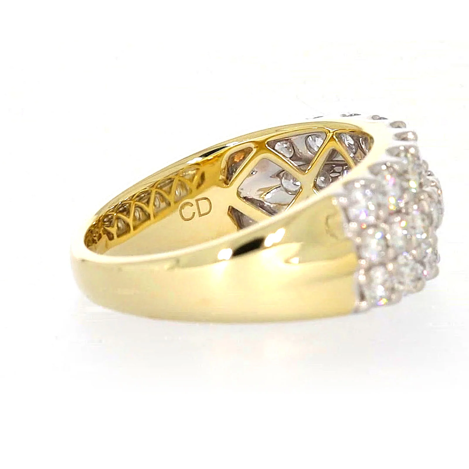 Celebration 9ct Yellow Gold Round Brilliant Cut 1 1/2 Carat tw of Lab Grown Diamonds Ring - Image 53