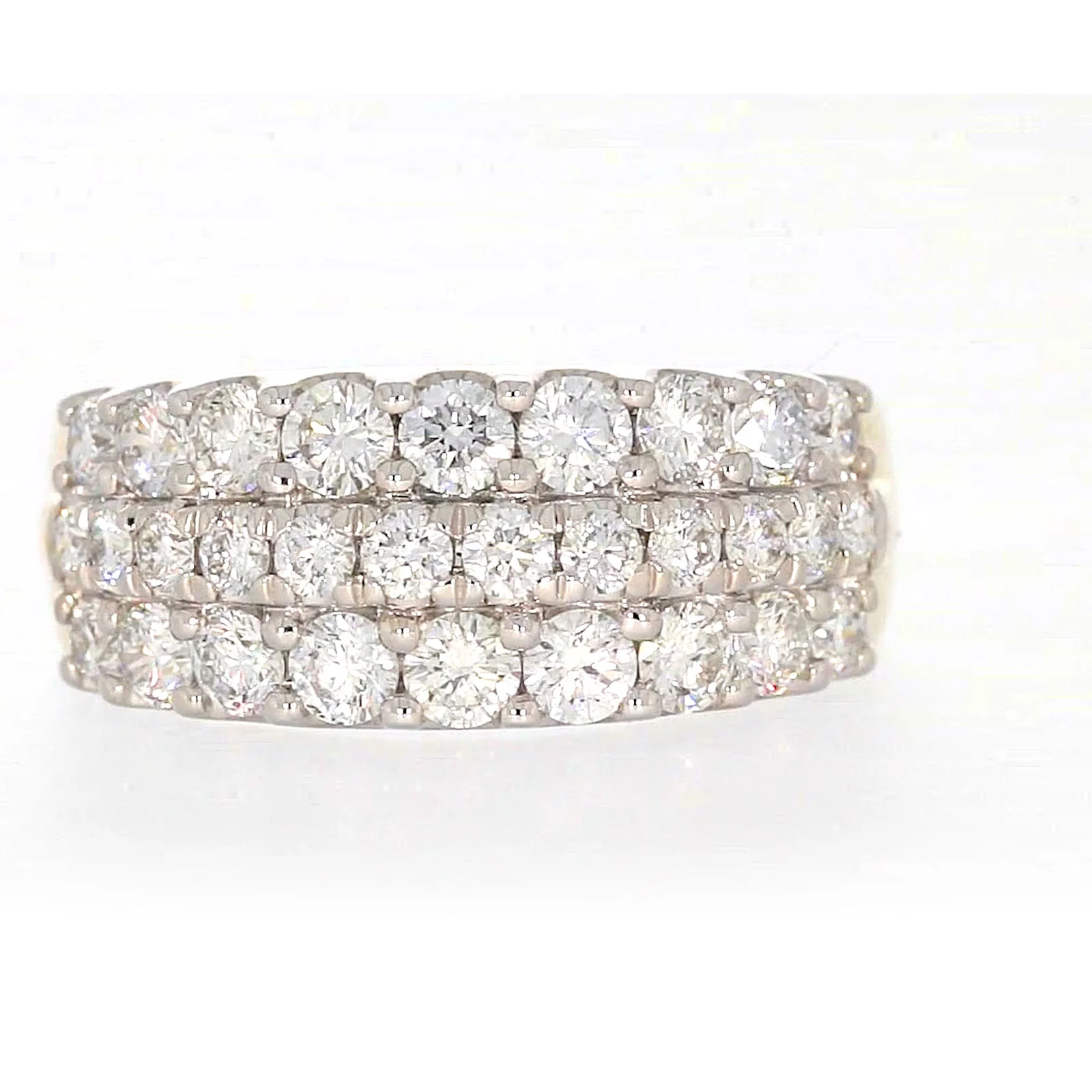 Celebration 9ct Yellow Gold Round Brilliant Cut 1 1/2 Carat tw of Lab Grown Diamonds Ring - Image 74