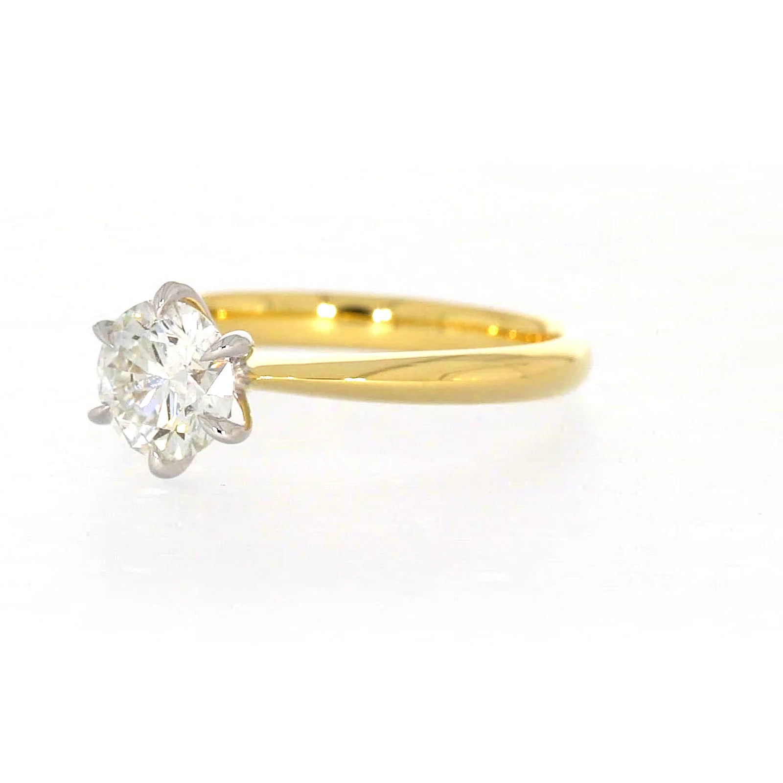 Celebration 18ct Yellow Gold Round Brilliant Cut 1 Carat tw of Certified Lab Grown Diamonds Ring - Image 8