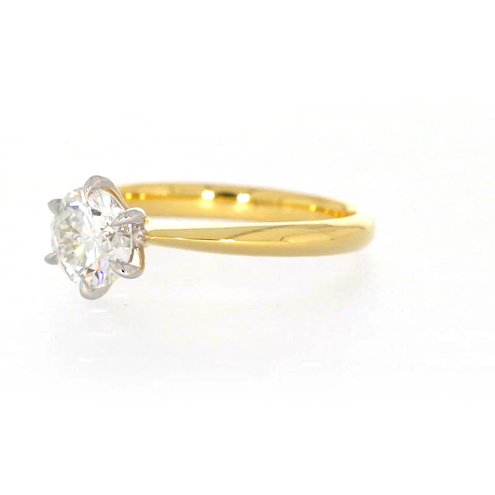 Celebration 18ct Yellow Gold Round Brilliant Cut 1 Carat tw of Certified Lab Grown Diamonds Ring - Image 9
