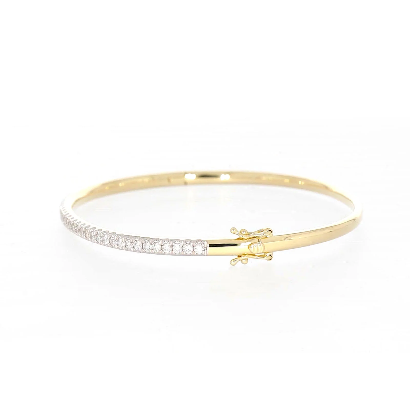 Celebration 9ct Yellow Gold Round Brilliant Cut 1 Carat tw of Lab Grown Diamonds Bangle - Image 16
